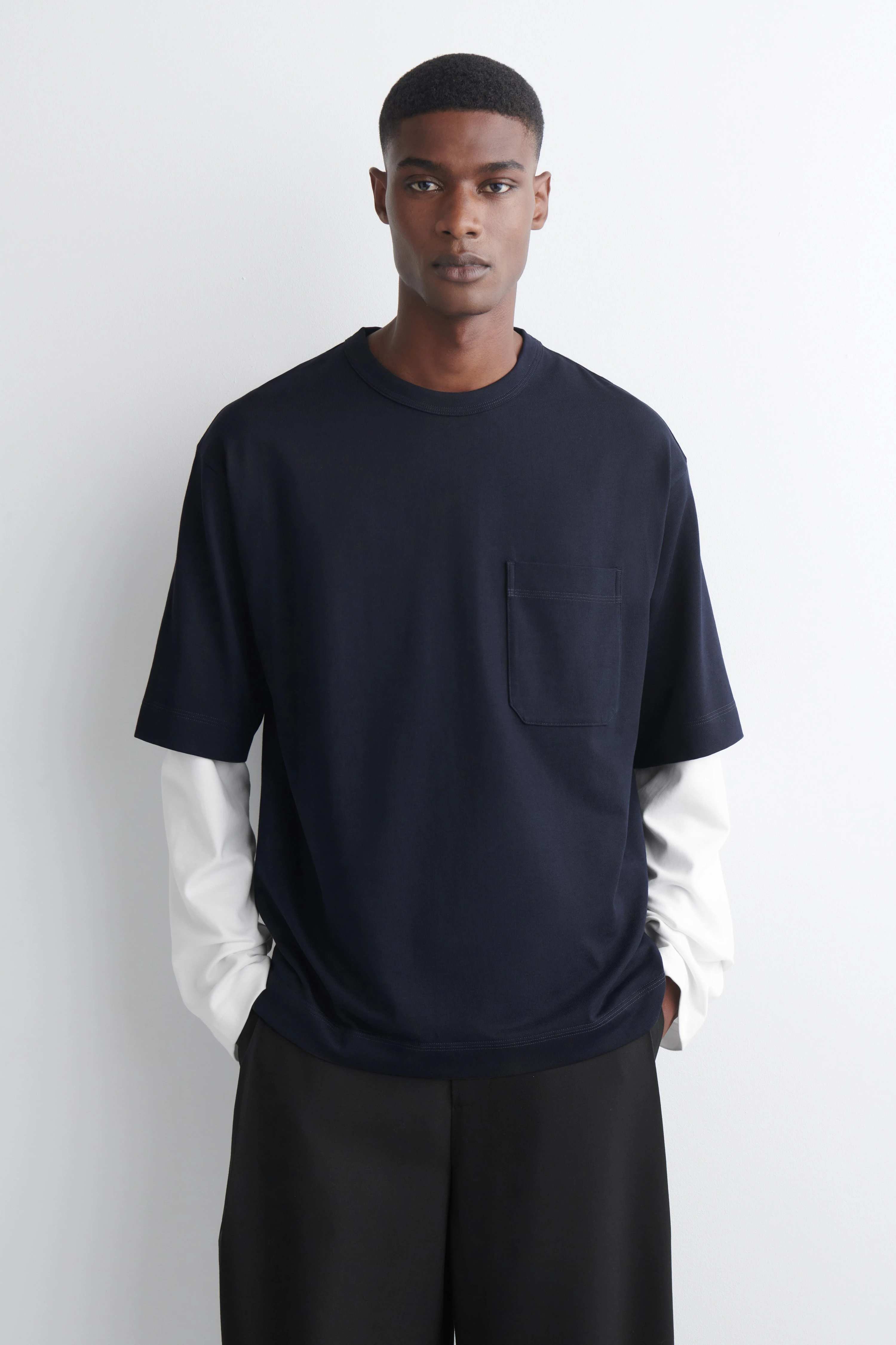 OVERSIZED POCKET-DETAIL T-SHIRT - 1