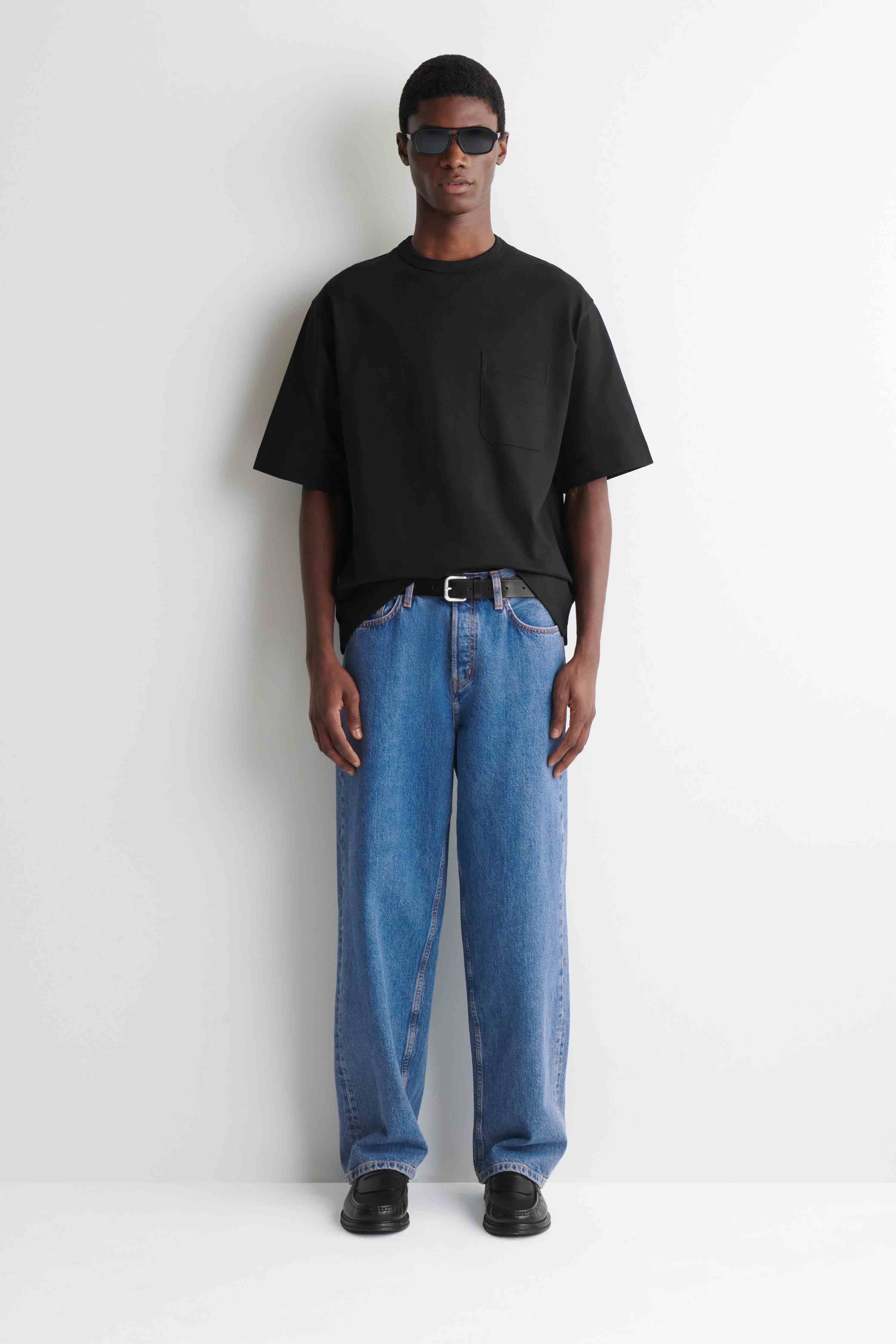 OVERSIZED POCKET-DETAIL T-SHIRT - 5