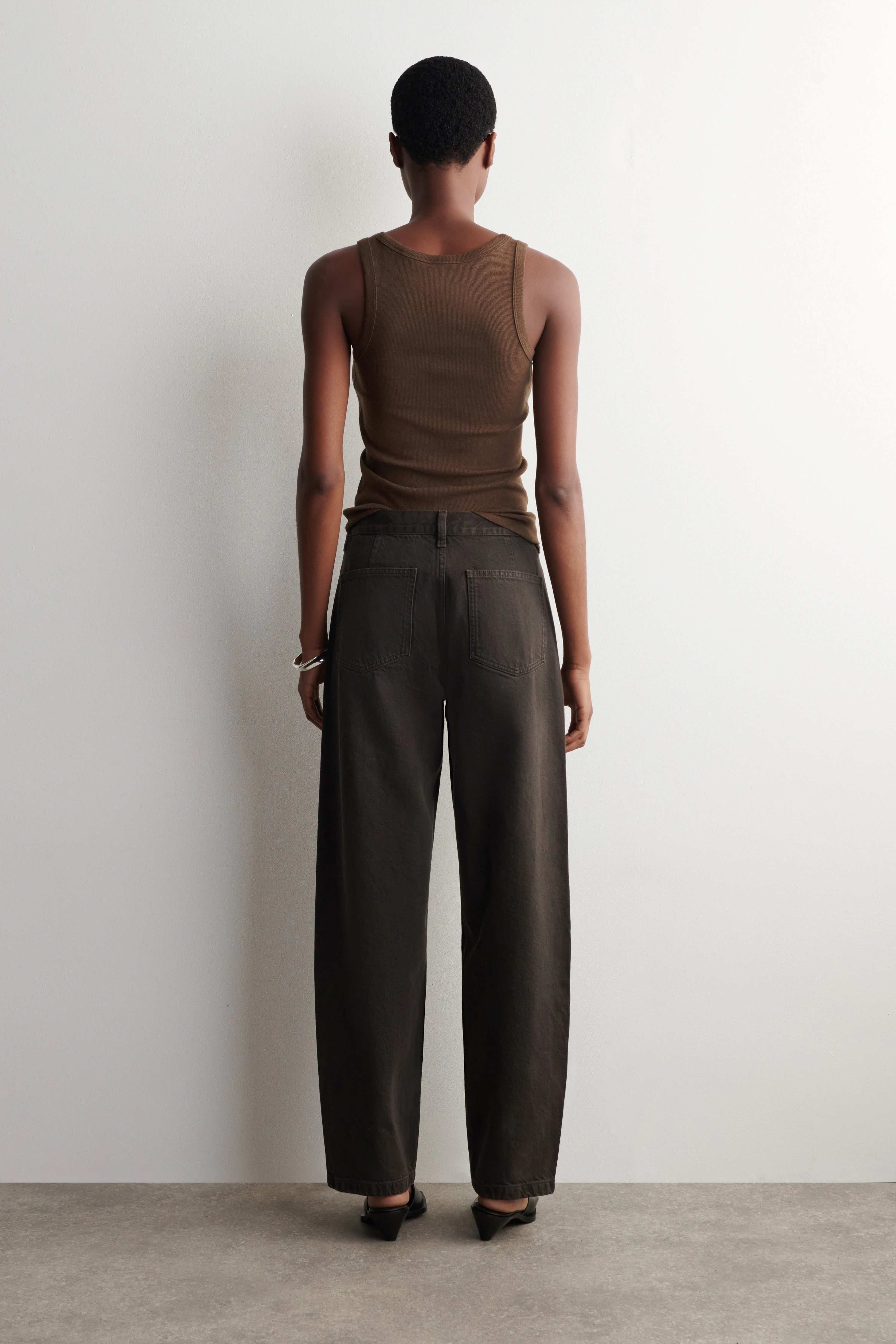 PATCH-POCKET STRAIGHT-LEG JEANS - 2