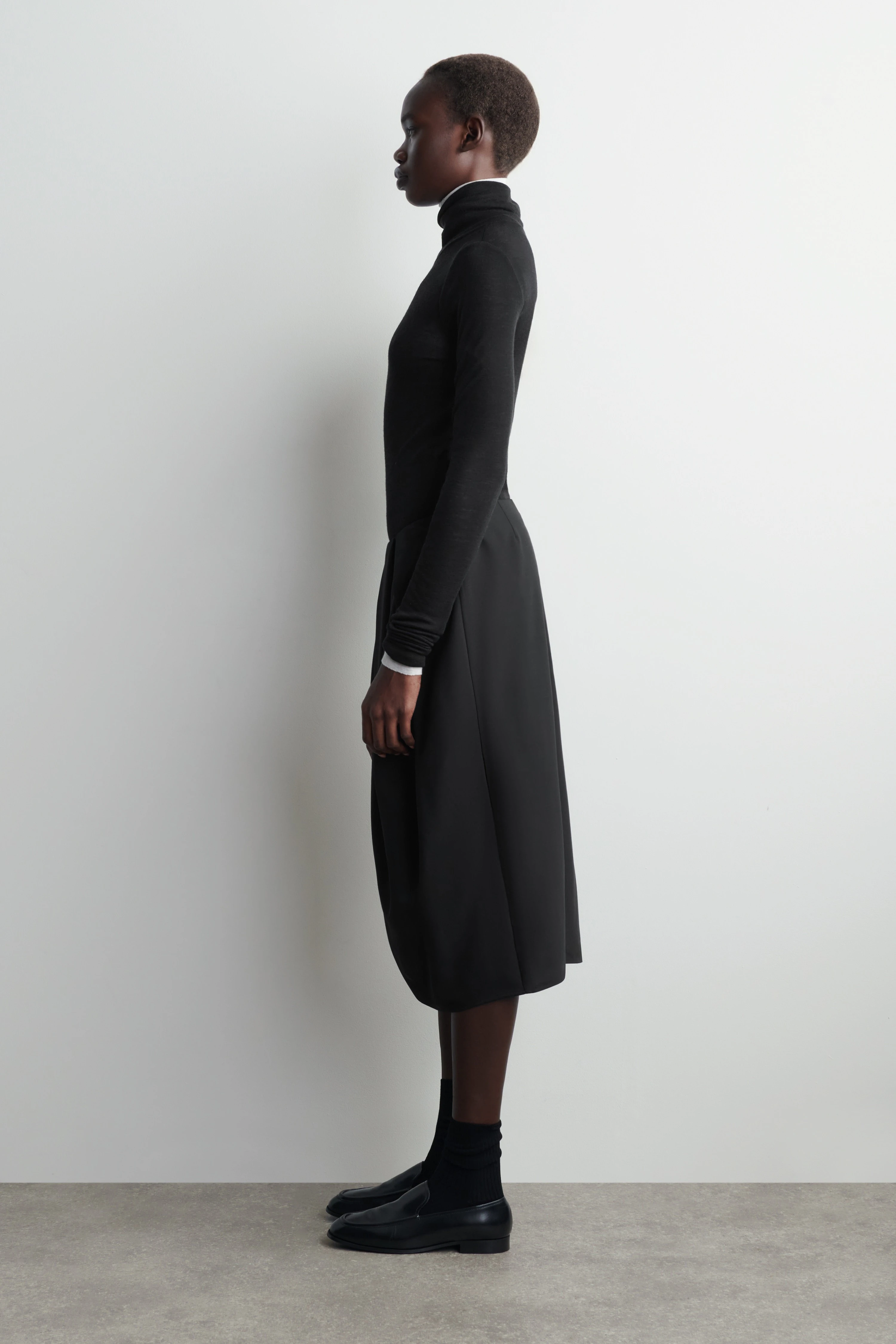 PLEATED WOOL MIDI TULIP SKIRT - 3