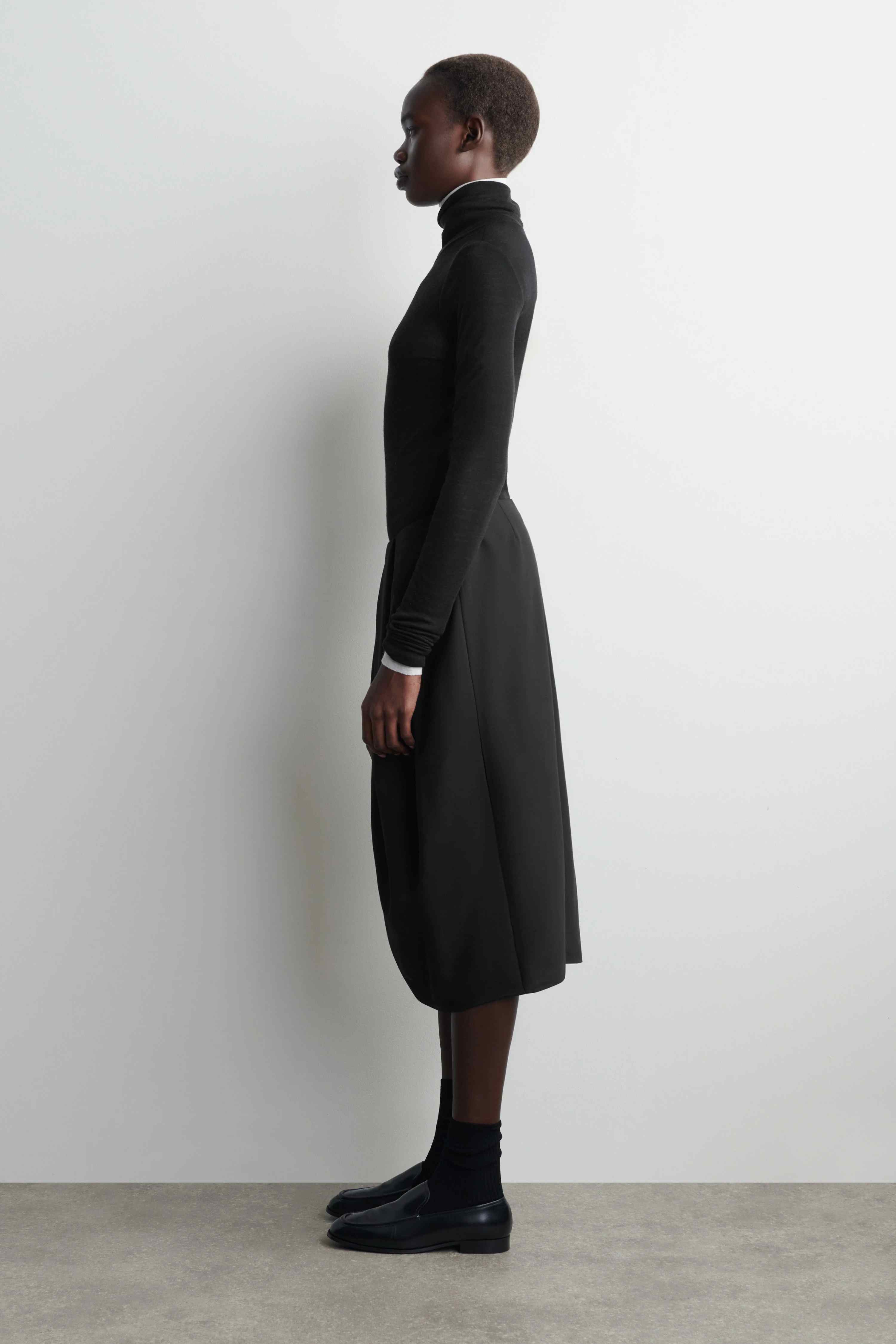 PLEATED WOOL MIDI TULIP SKIRT - 3