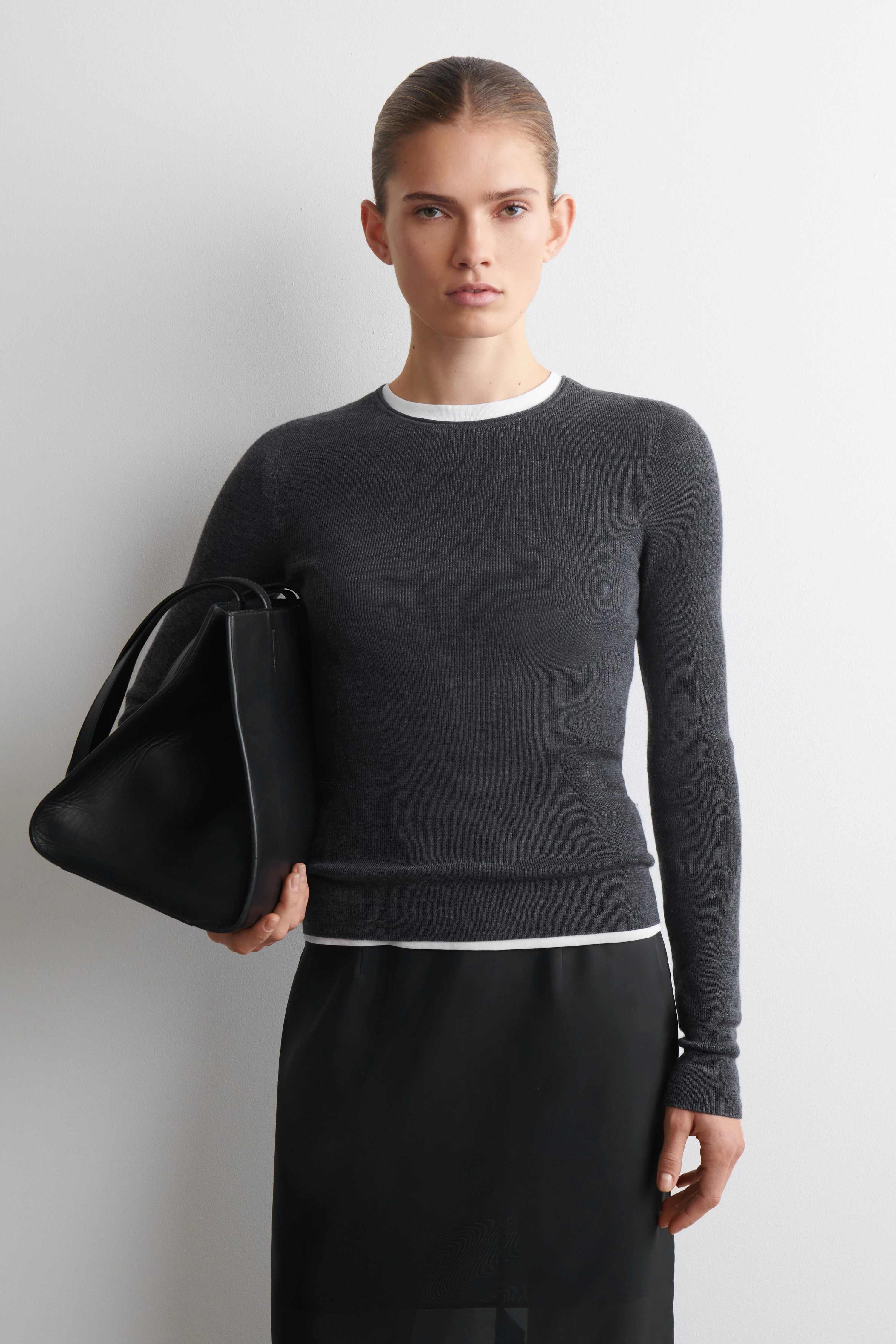 SEAMLESS MERINO WOOL LONG-SLEEVED TOP - 1