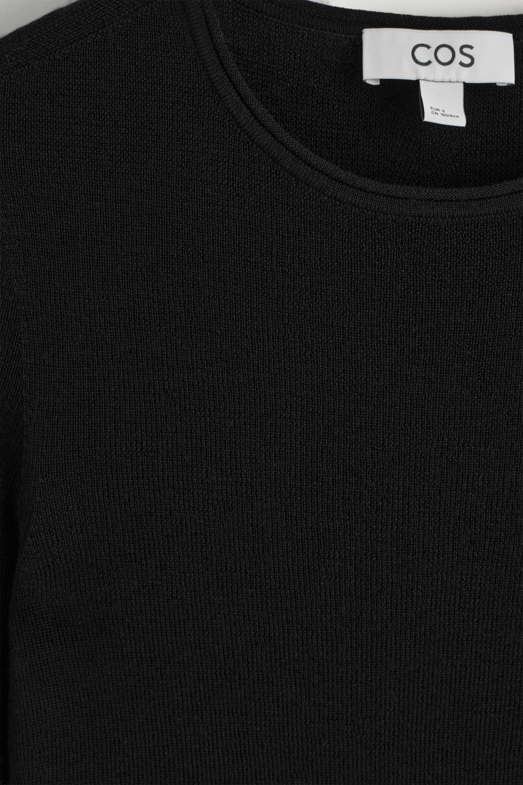 SEAMLESS MERINO WOOL LONG-SLEEVED TOP - 6