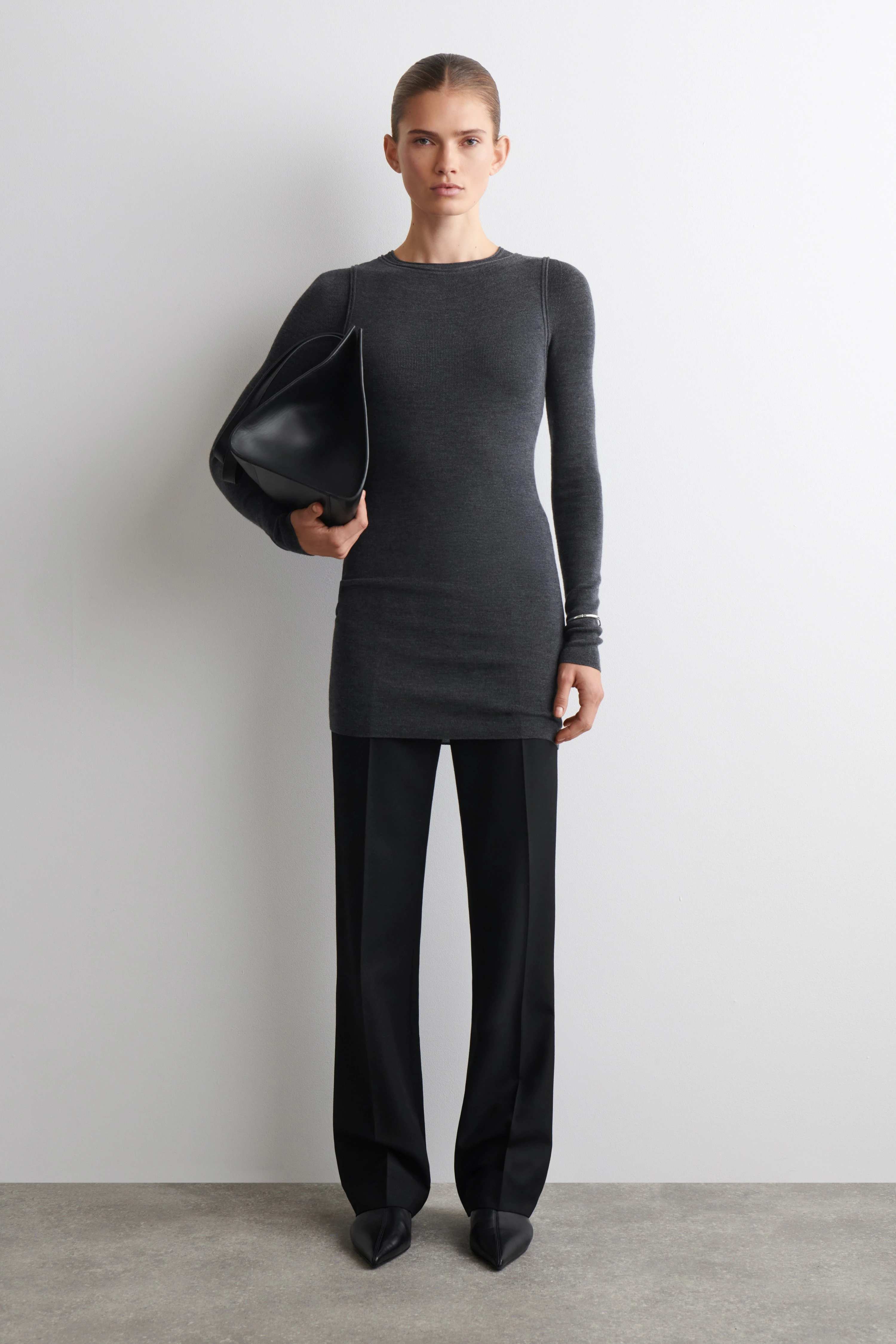 SEAMLESS MERINO WOOL MINI DRESS - 4