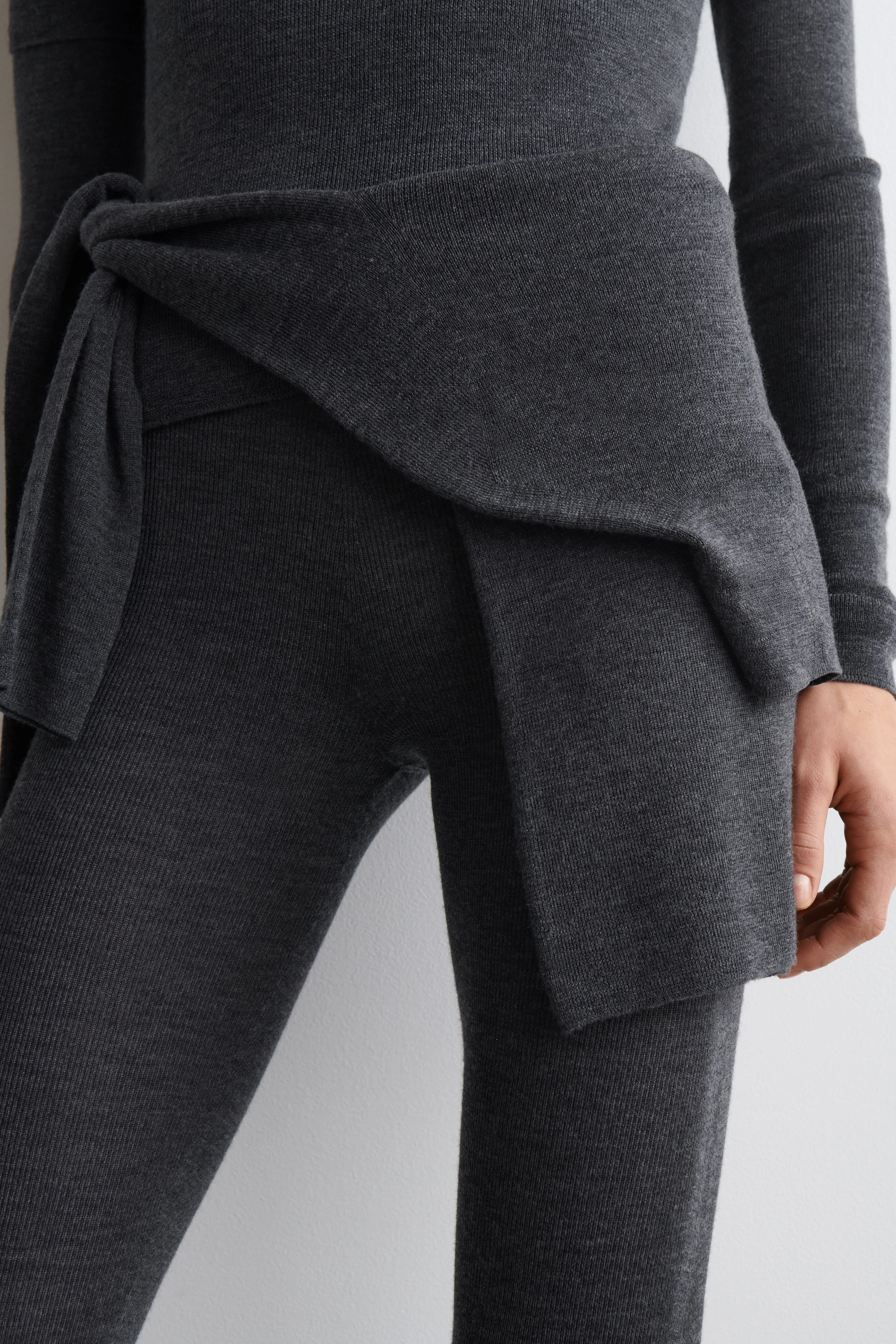 SEAMLESS MERINO WOOL LEGGINGS - 5