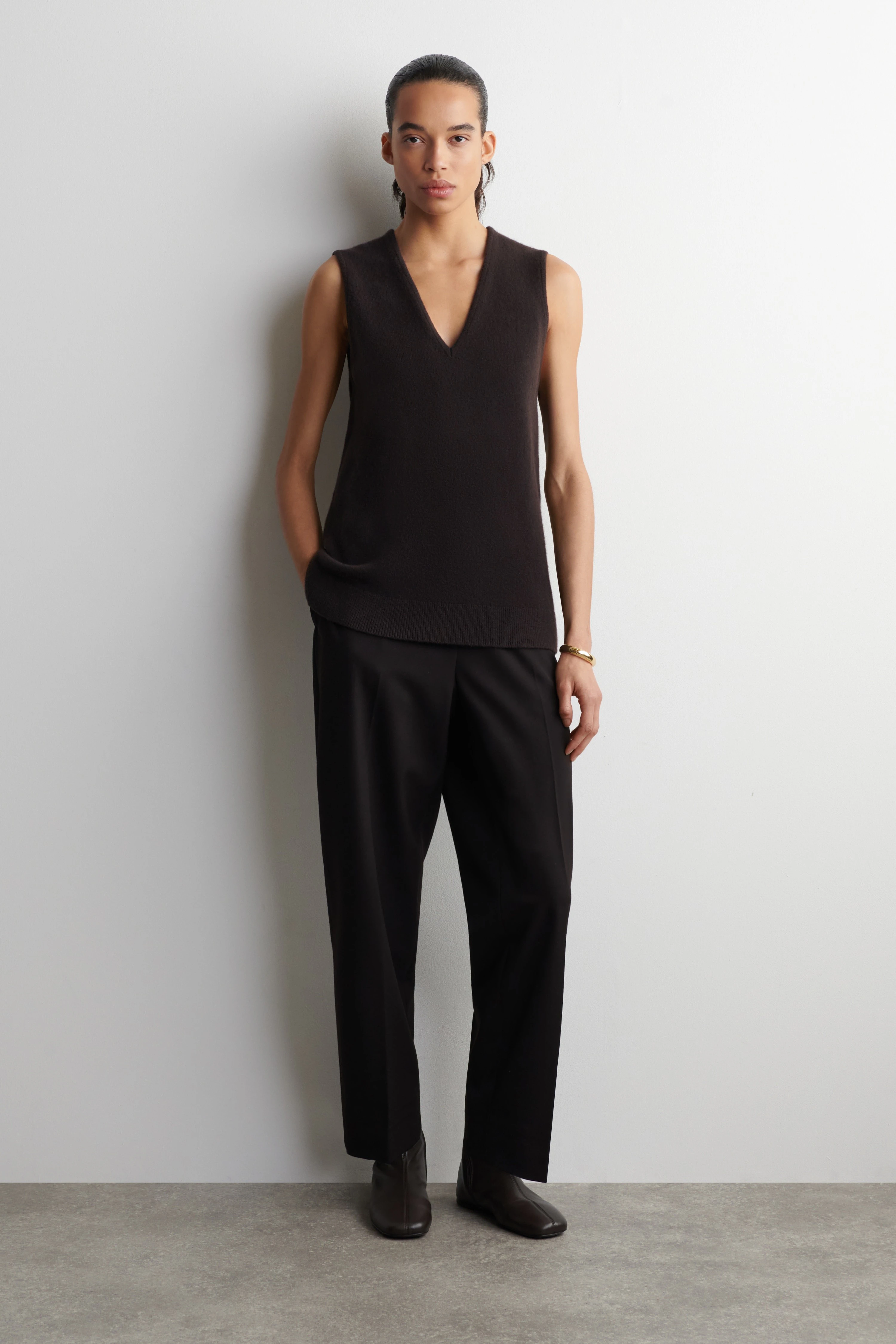 WOOL V-NECK TUNIC VEST - 3