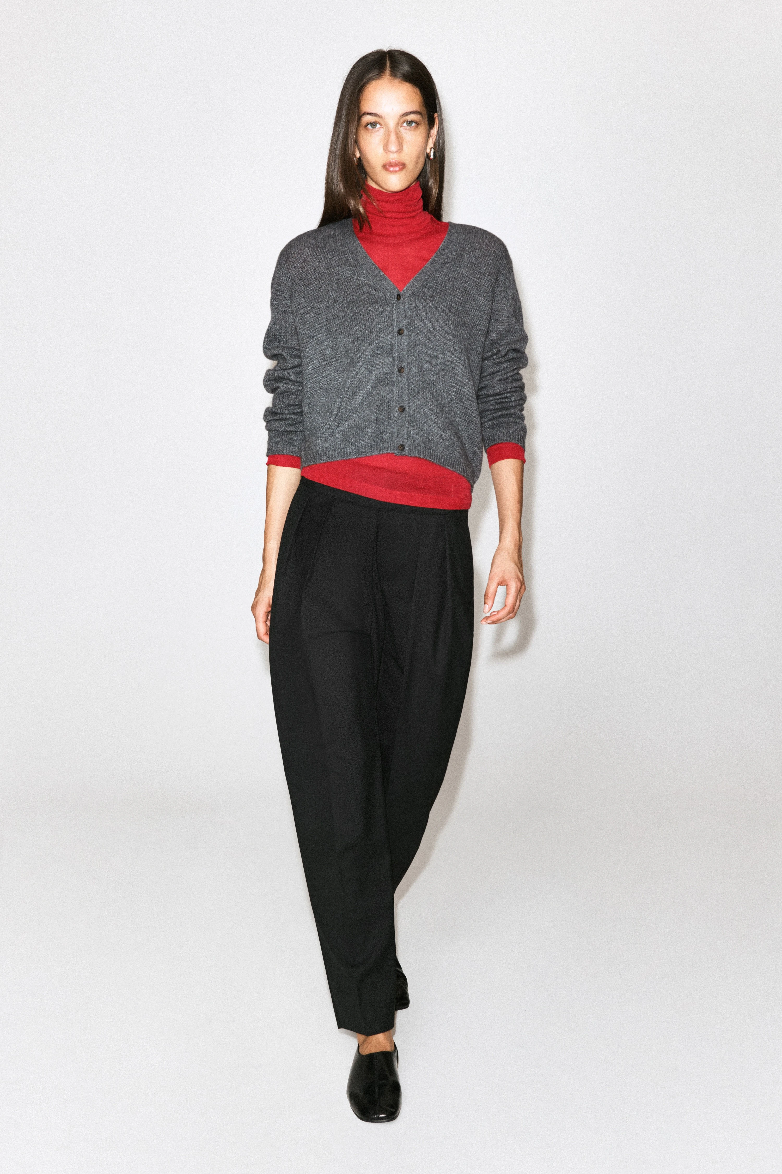 CASHMERE V-NECK CARDIGAN - 3