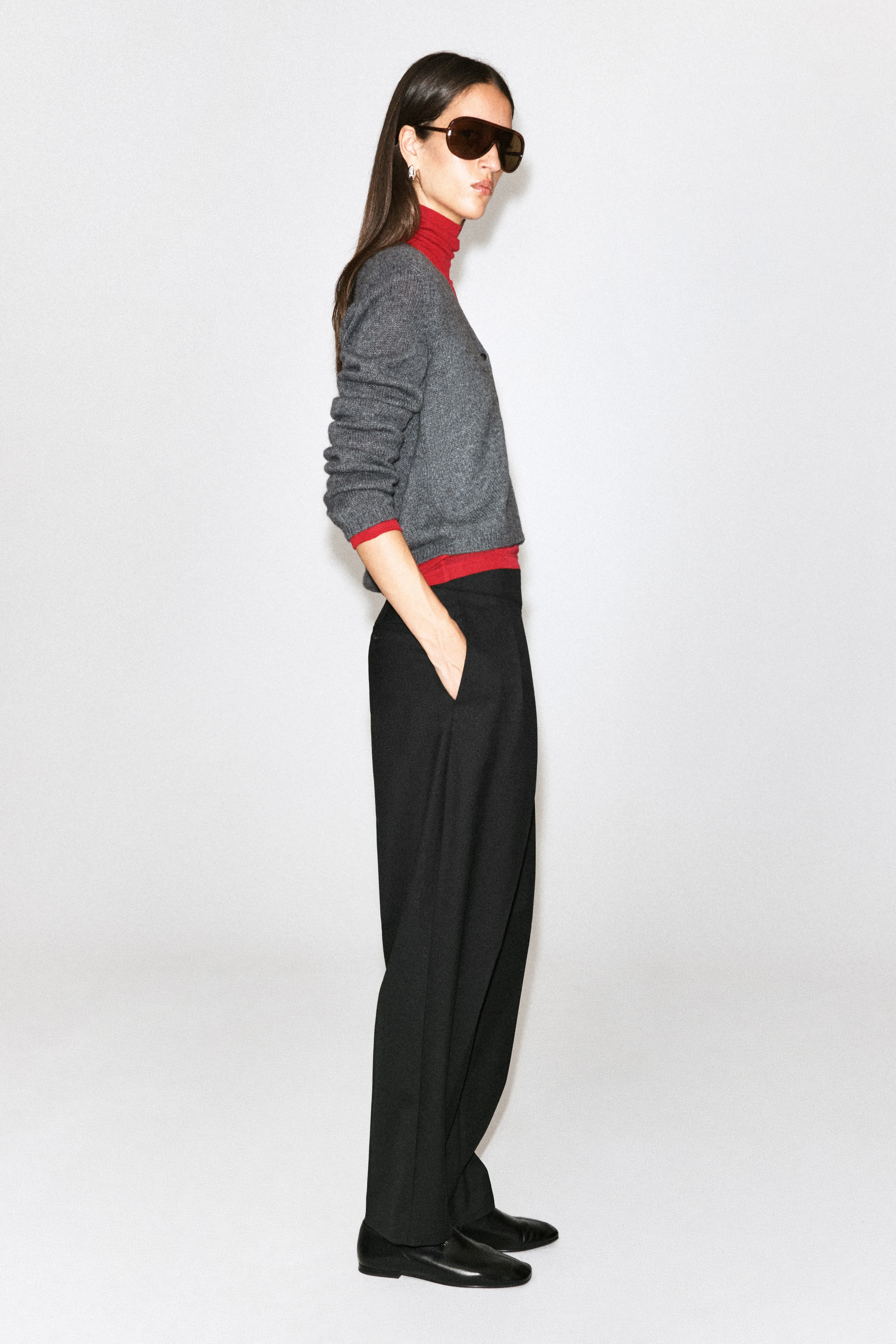 CASHMERE V-NECK CARDIGAN - 4