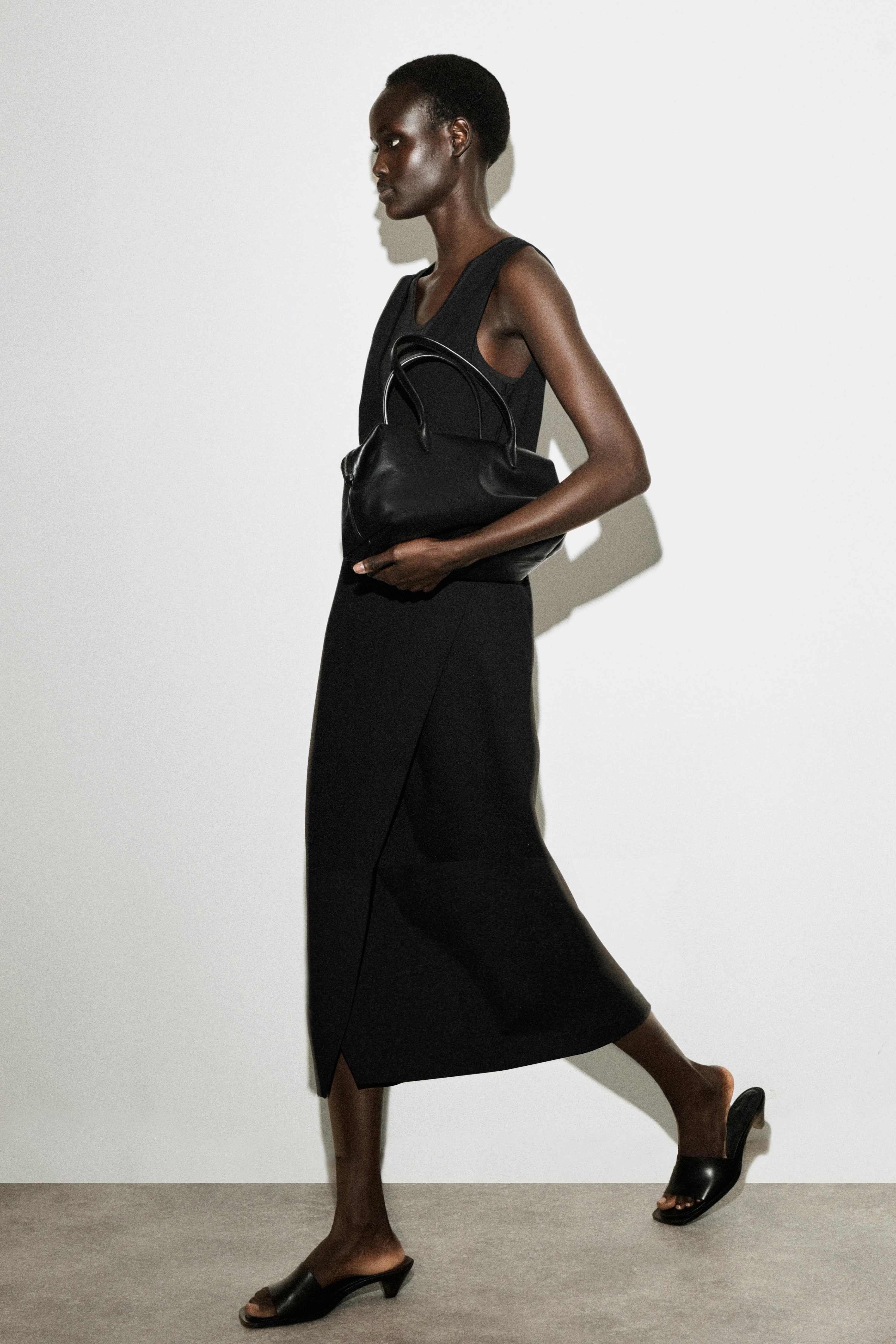 V-NECK WRAPPED MIDI DRESS - 3