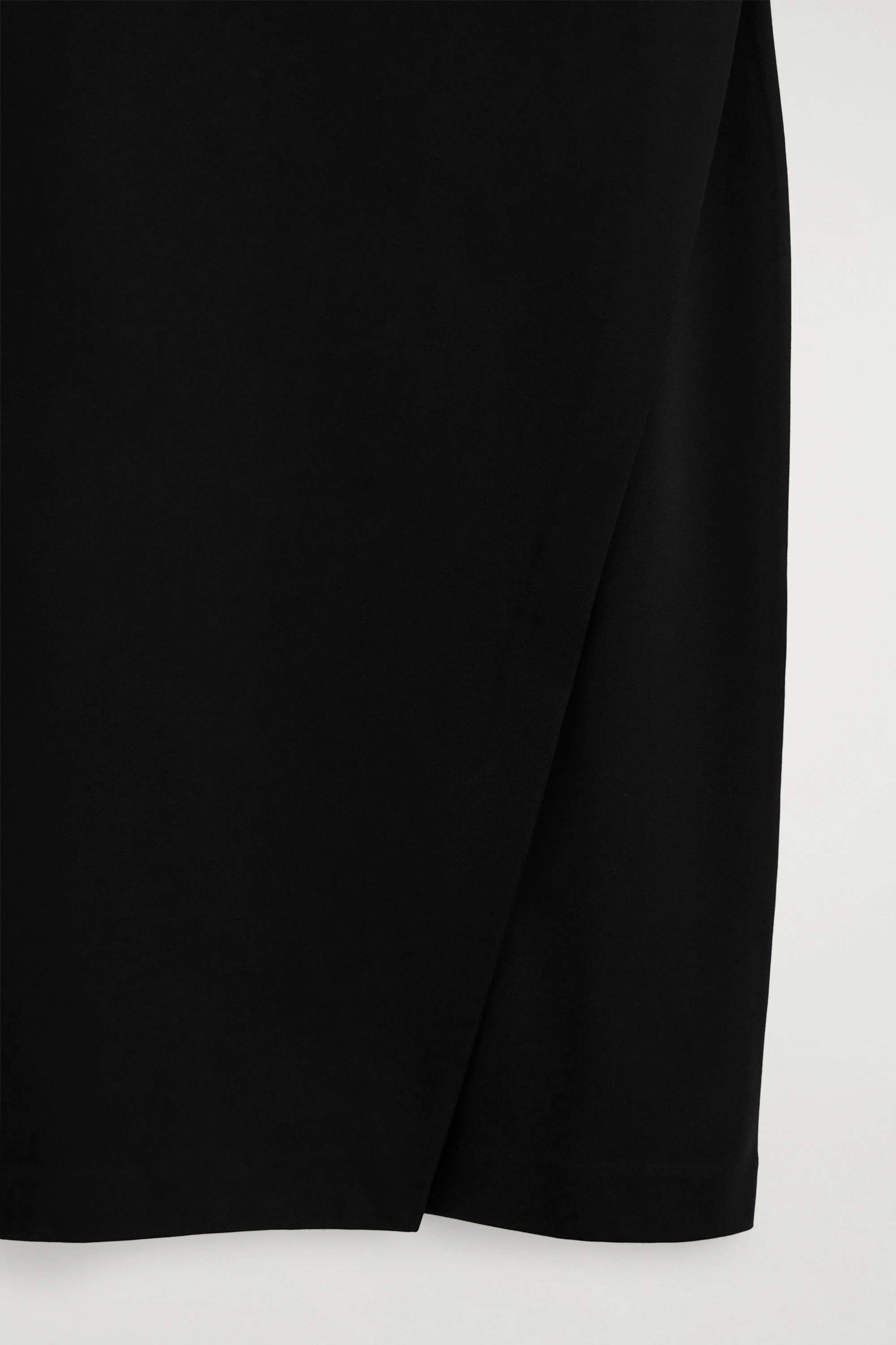 V-NECK WRAPPED MIDI DRESS - 6