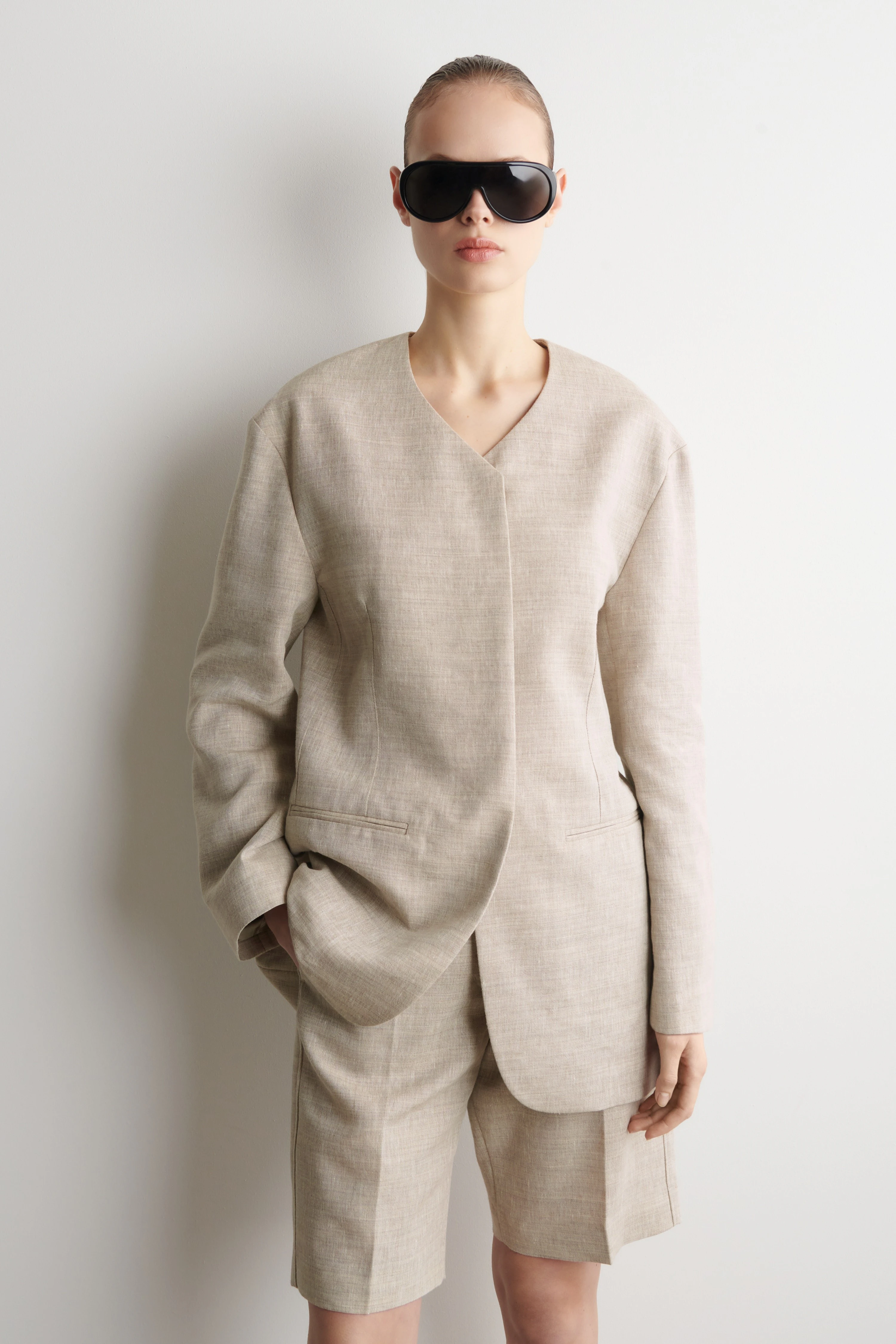 STRUCTURED COLLARLESS LINEN BLAZER - 3
