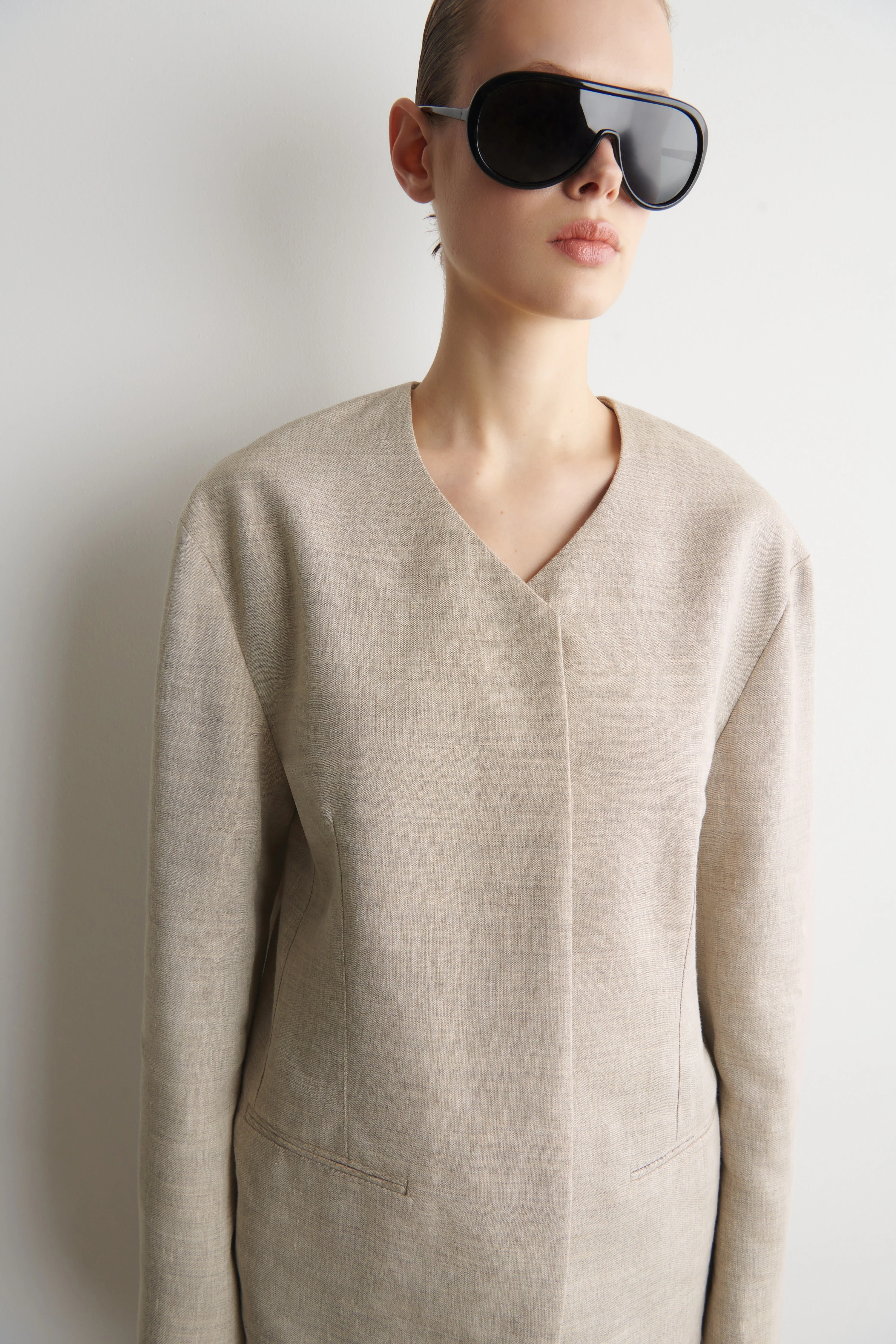 STRUCTURED COLLARLESS LINEN BLAZER - 5