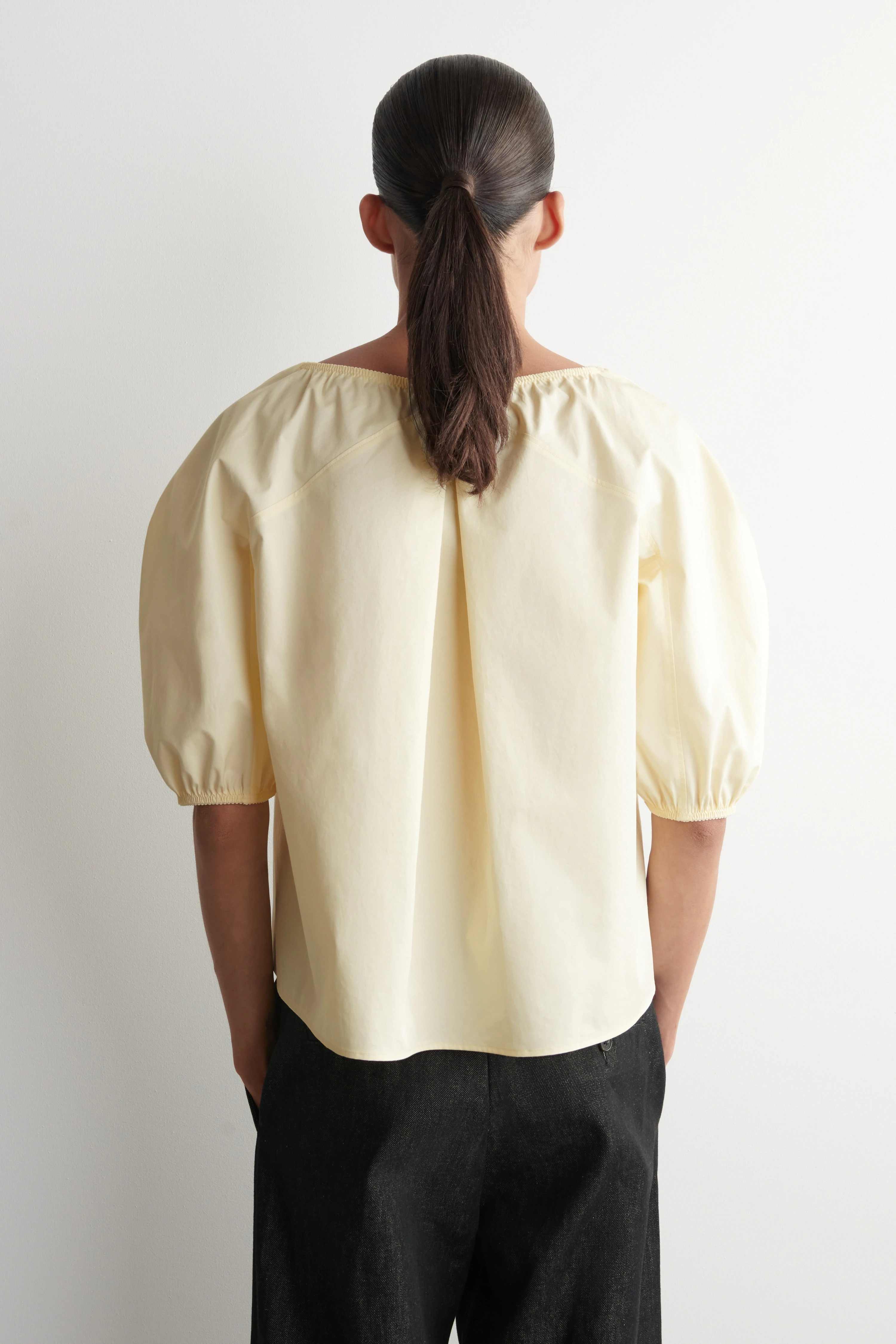 GATHERED PUFF-SLEEVE BLOUSE - 2
