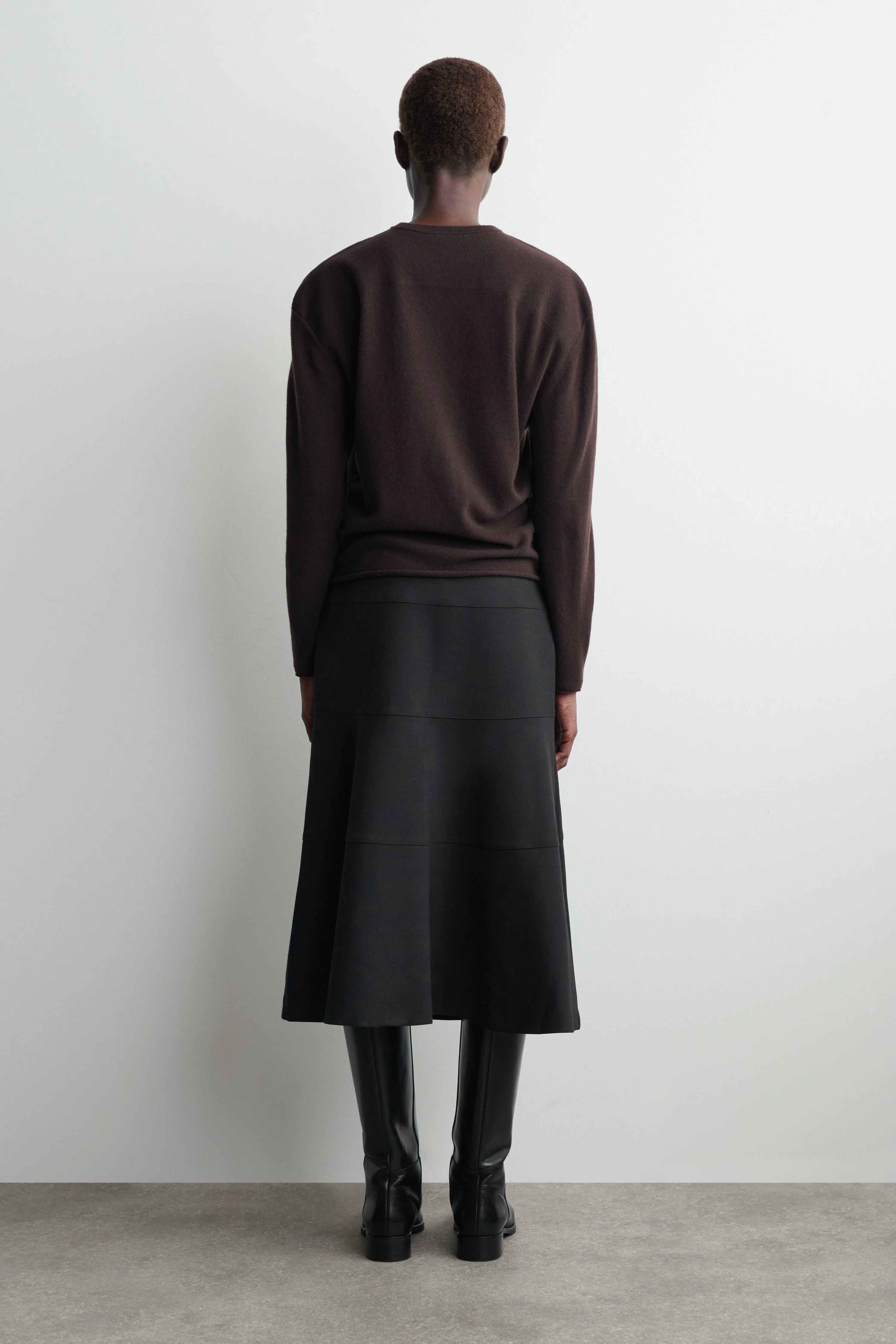 CURVED A-LINE MIDI SKIRT