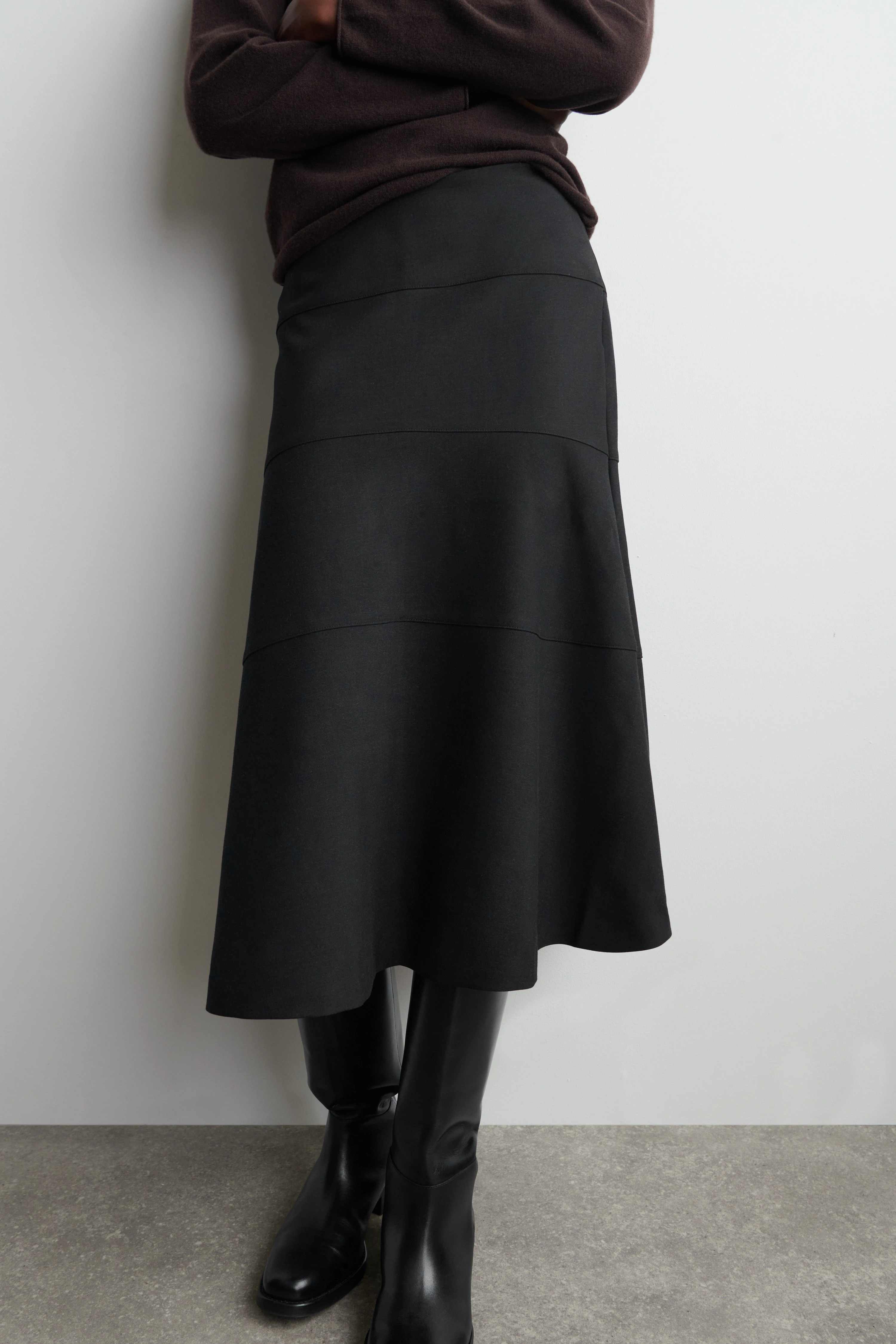 CURVED A-LINE MIDI SKIRT - 4