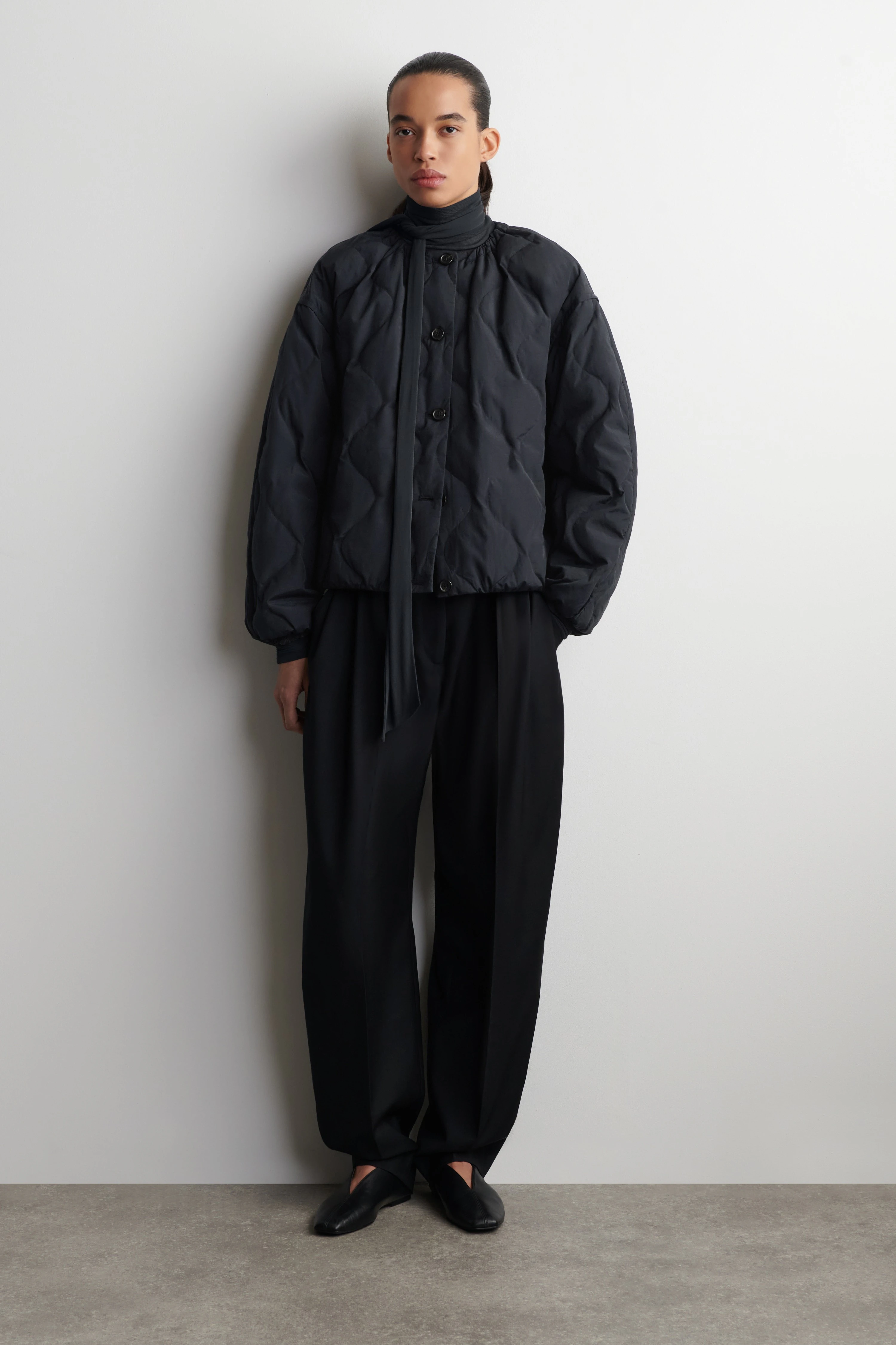 GATHERED QUILTED DOWN JACKET
