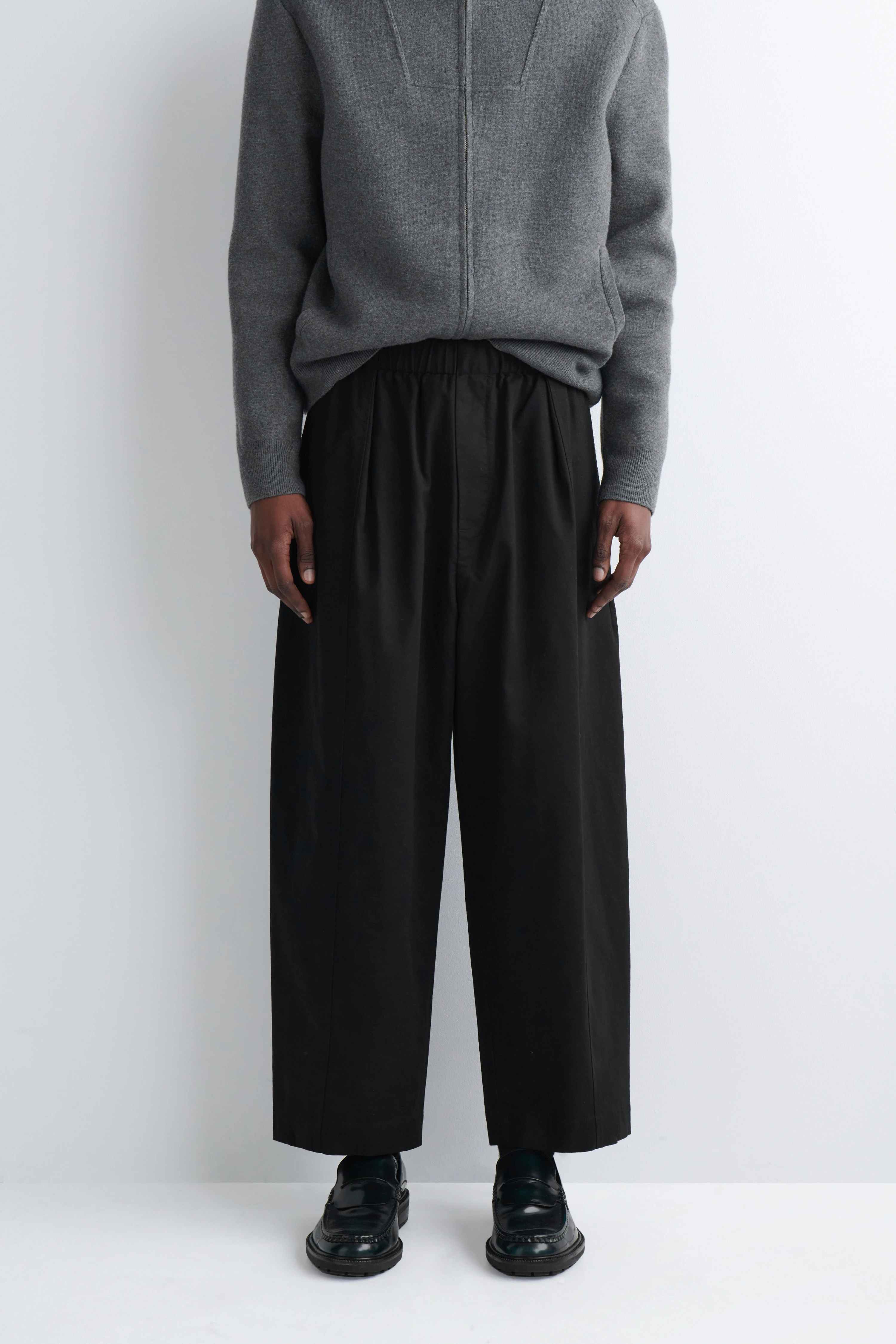 COTTON CROPPED RELAXED-FIT BARREL-LEG TROUSERS - 5