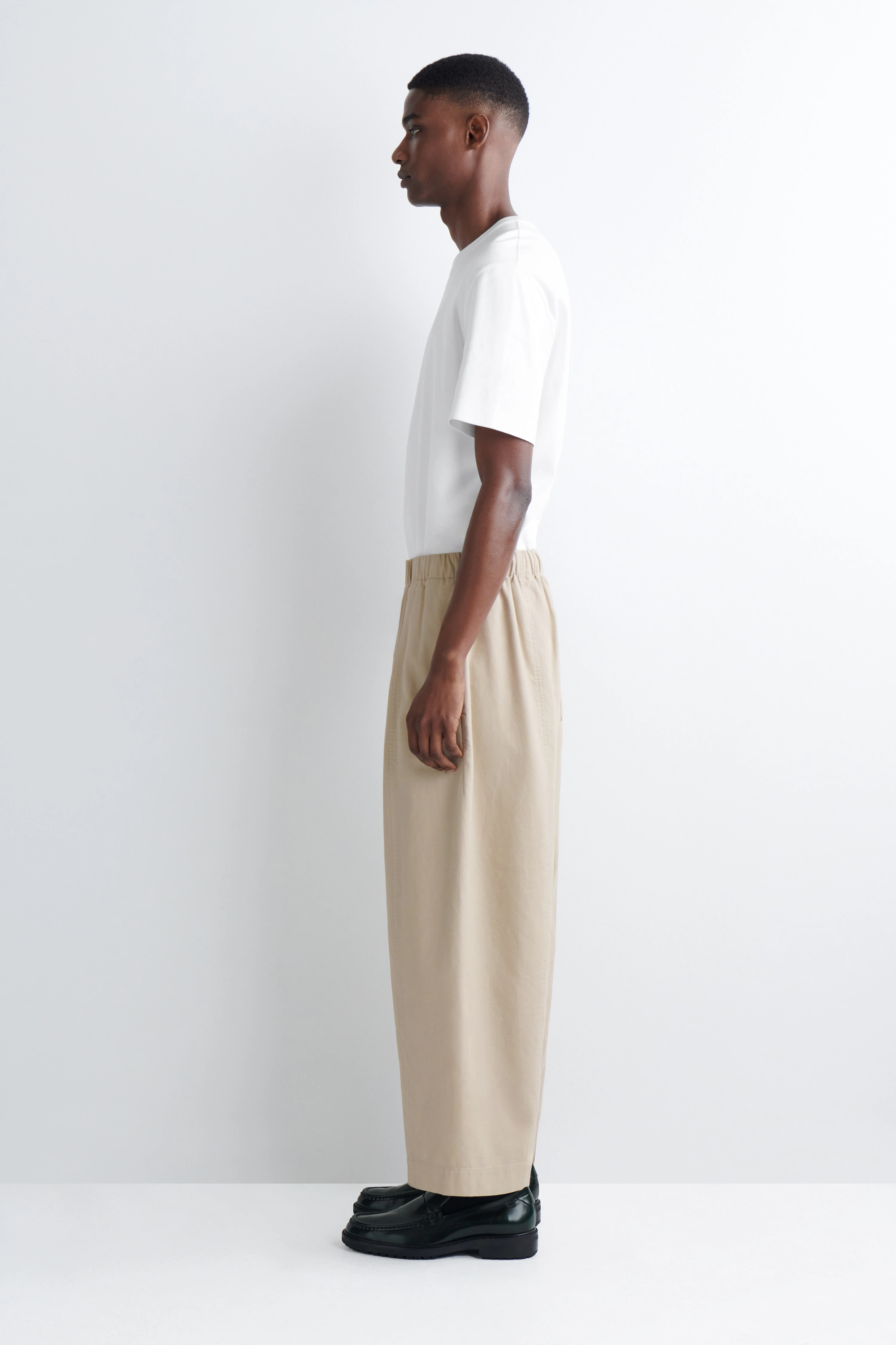 COTTON CROPPED RELAXED-FIT BARREL-LEG TROUSERS - 4