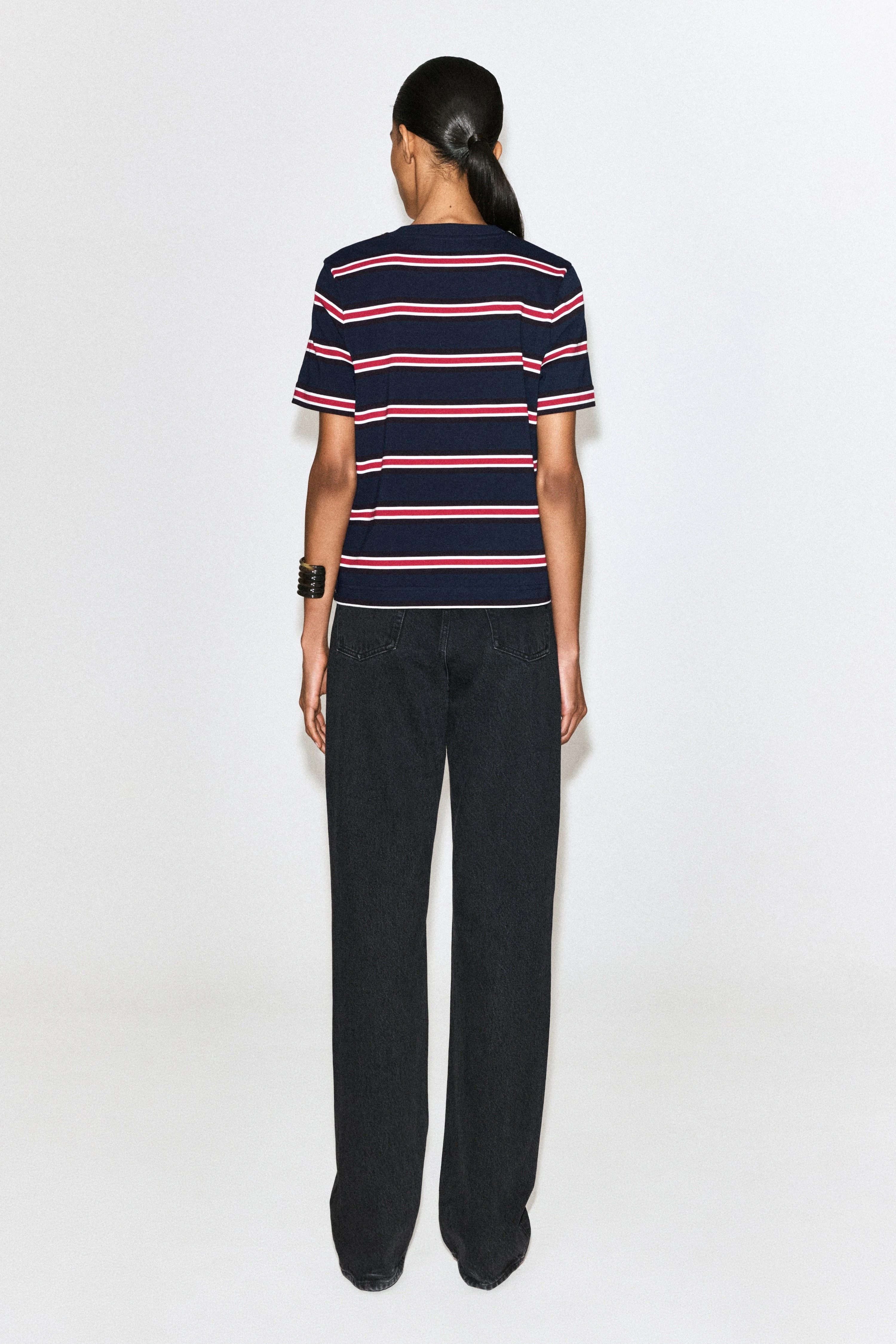 CLEAN CUT T-SHIRT