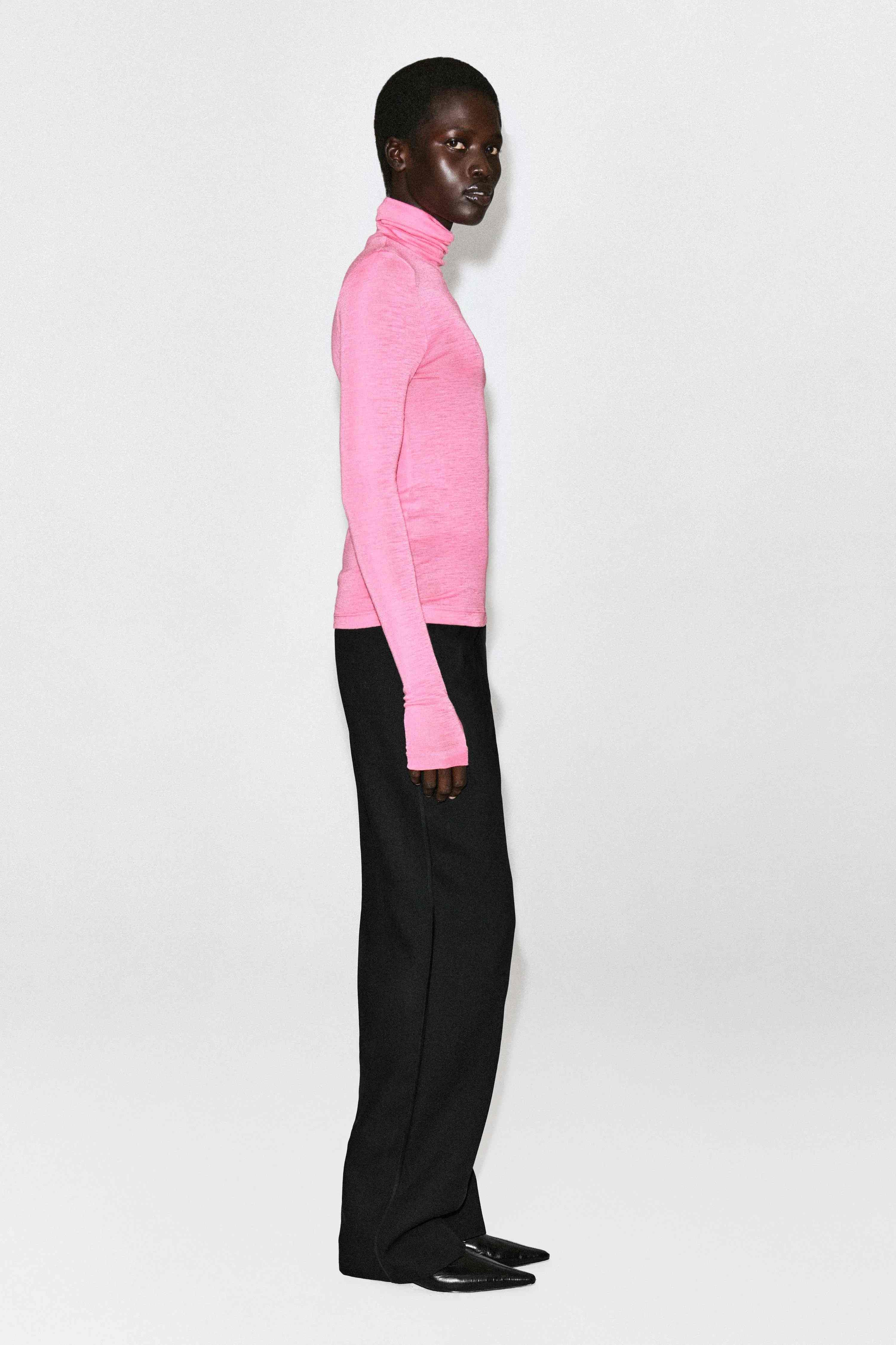 MERINO WOOL HIGH-NECK TOP