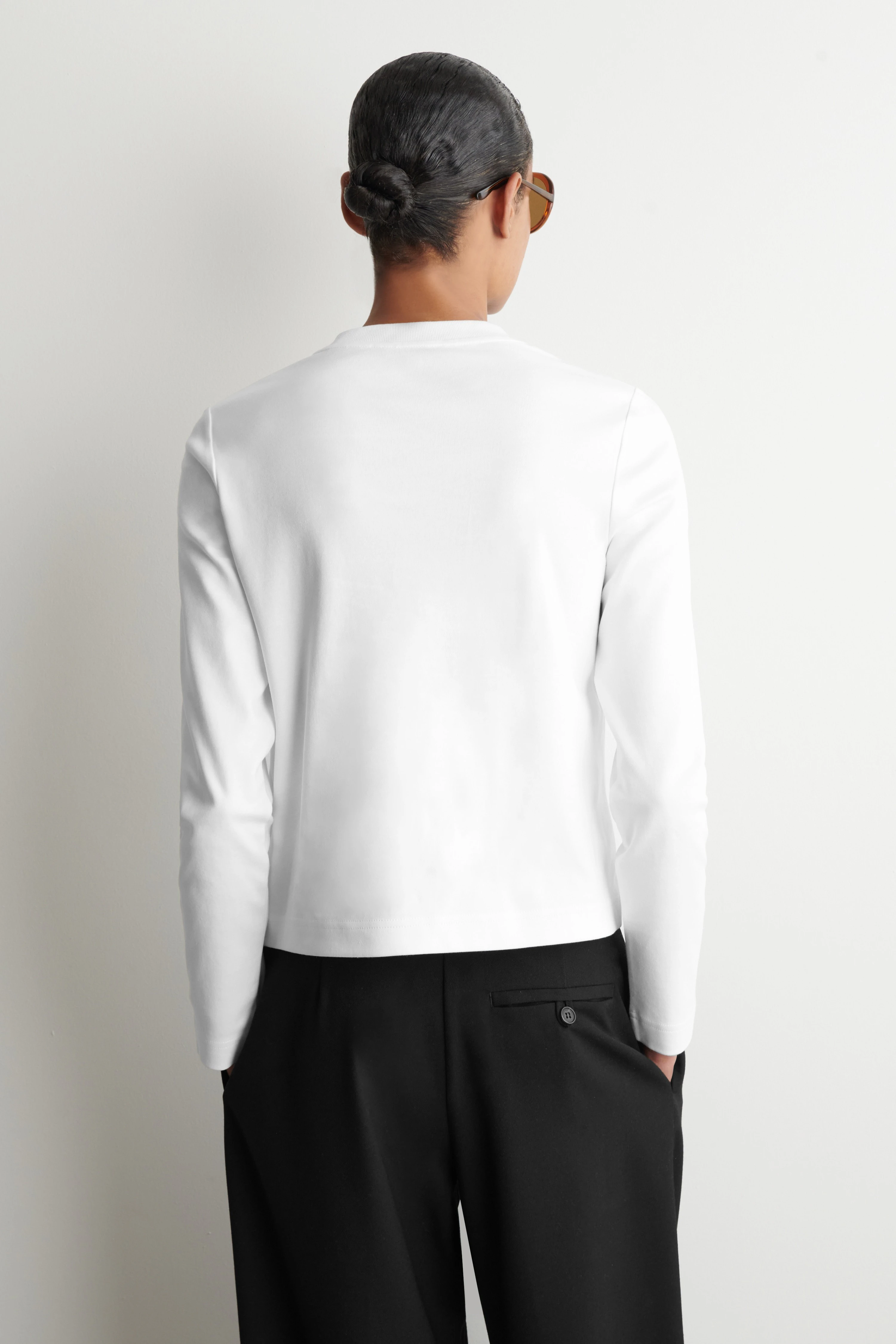 CLEAN CUT LONG-SLEEVED T-SHIRT - 2