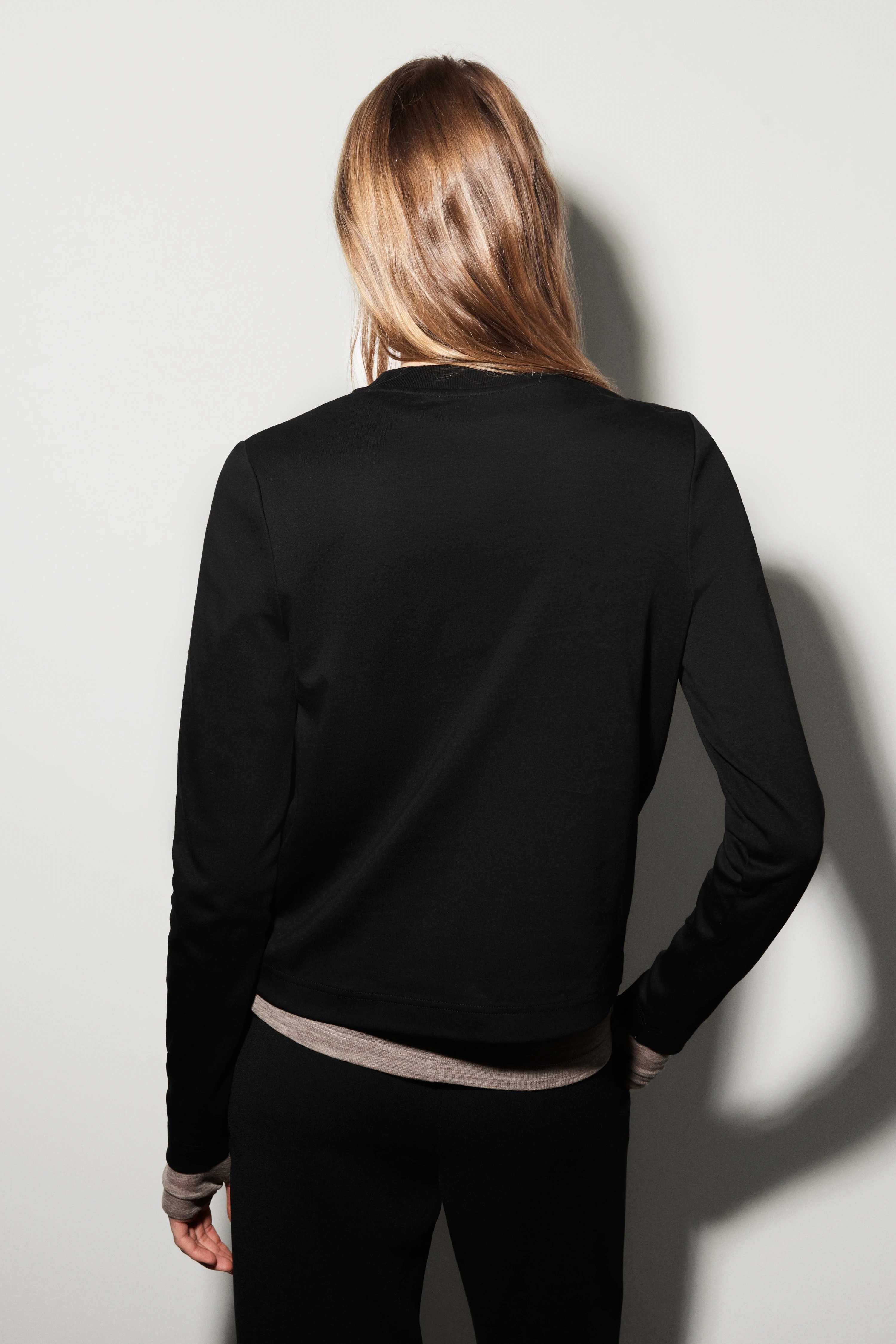 CLEAN CUT LONG-SLEEVED T-SHIRT - 3