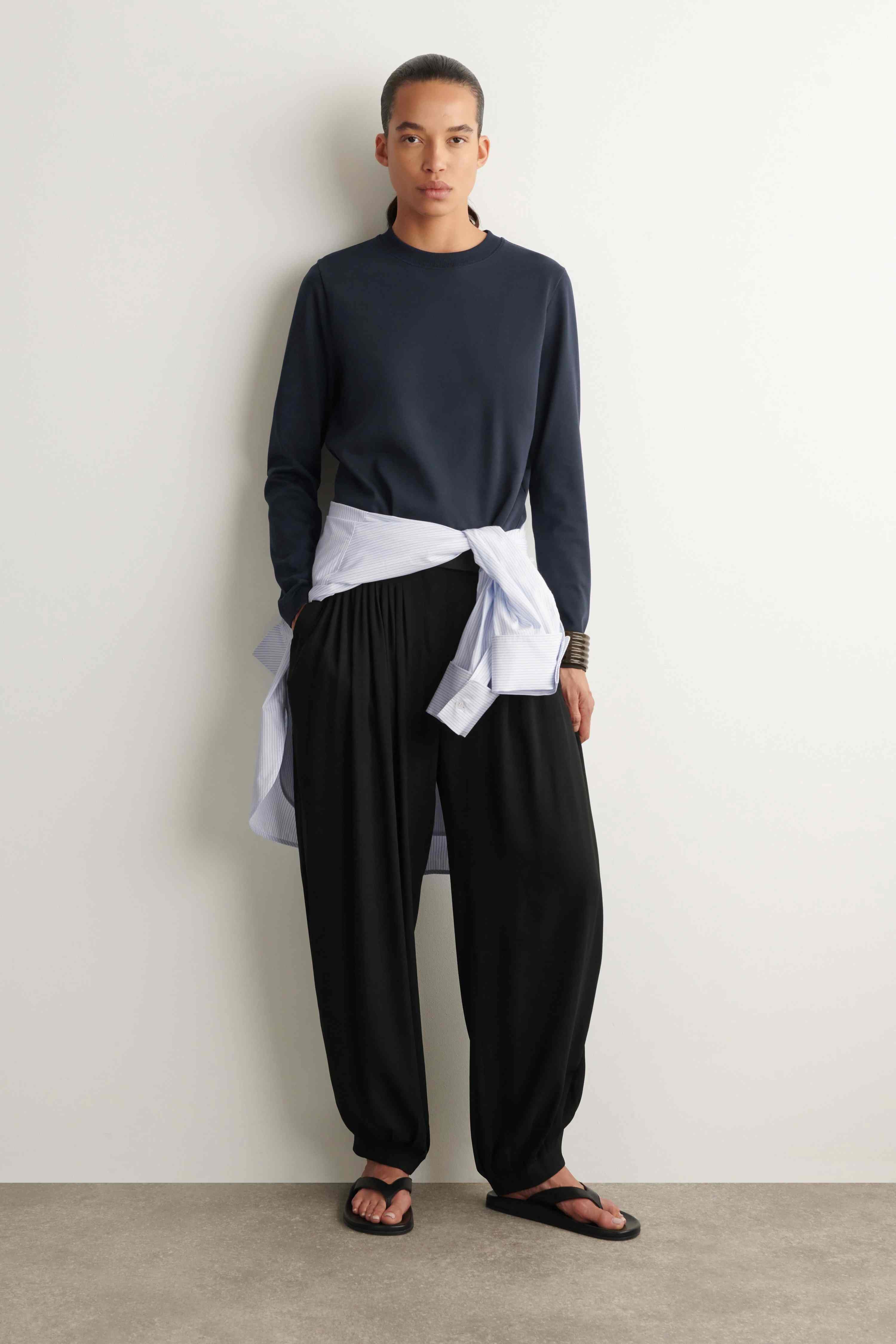CLEAN CUT LONG-SLEEVED T-SHIRT - 3