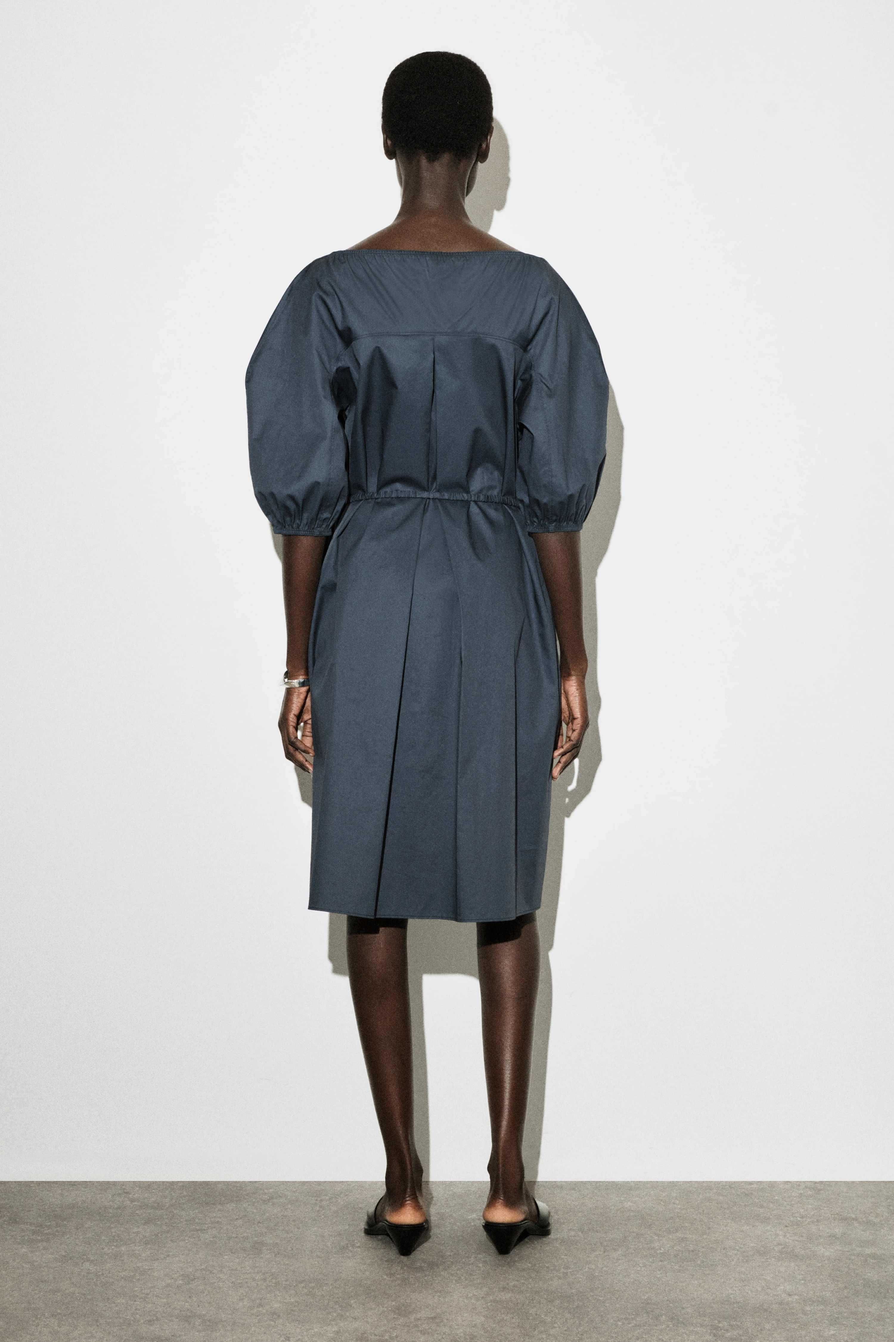 GATHERED PUFF-SLEEVE MIDI DRESS - 2
