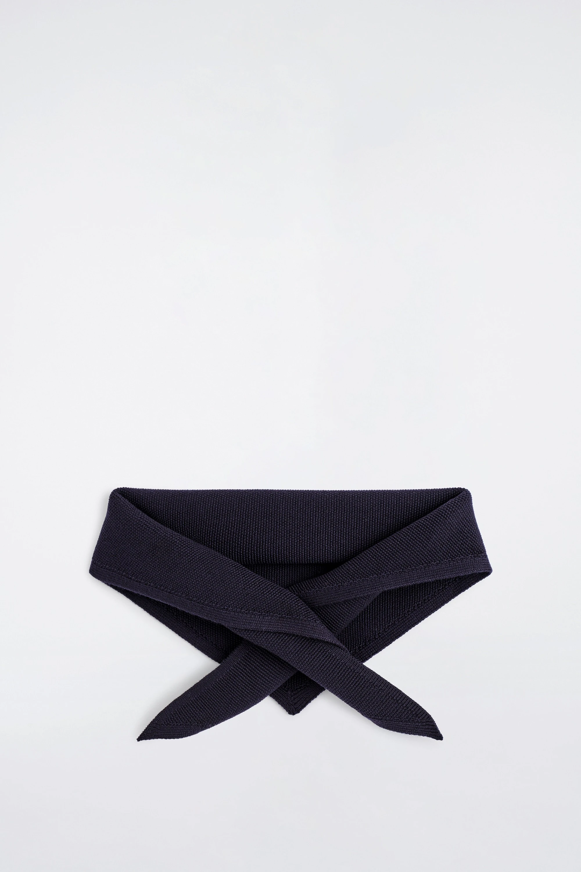TEXTURED MERINO WOOL SCARF