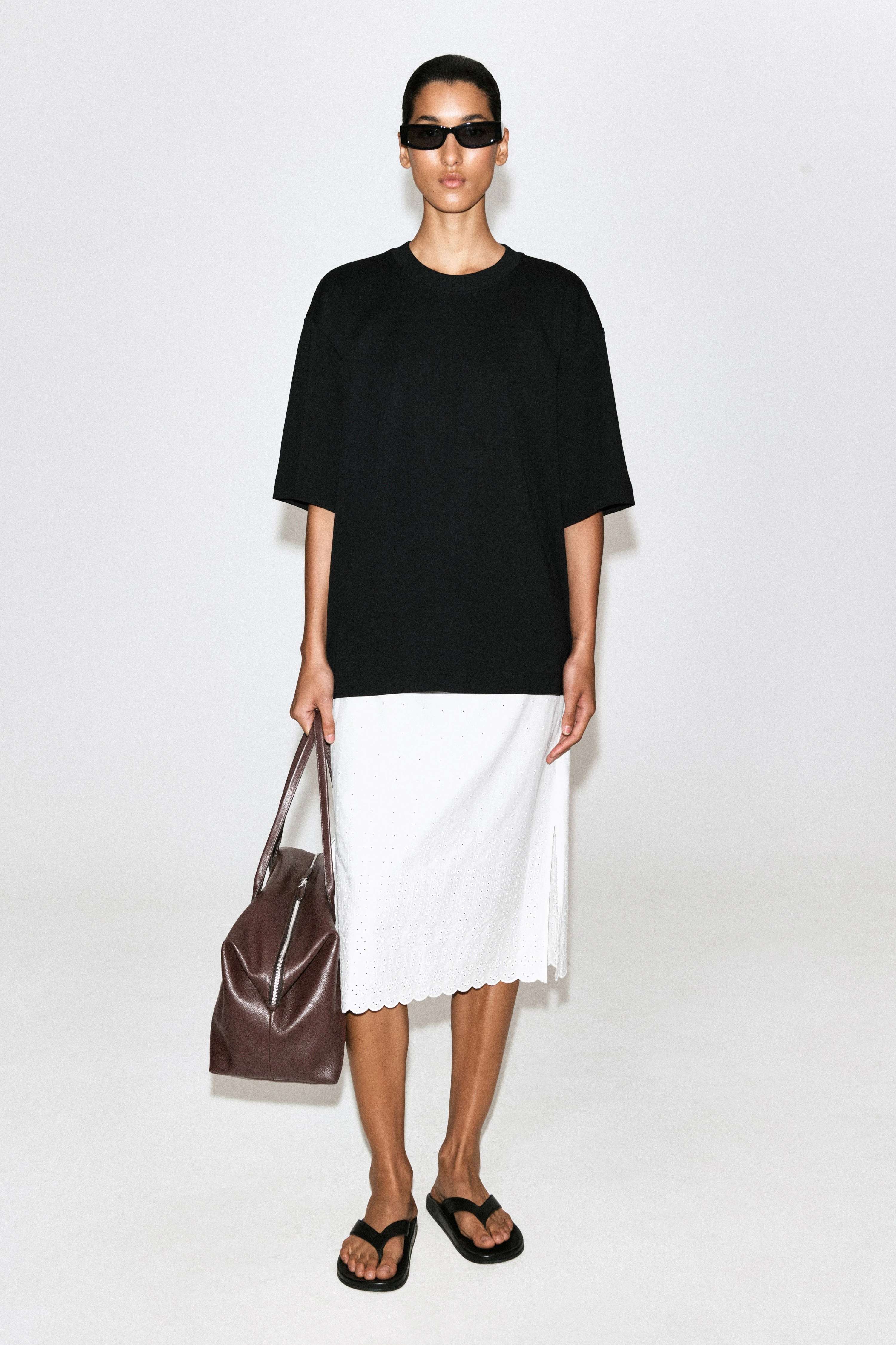 OVERSIZED T-SHIRT - 2