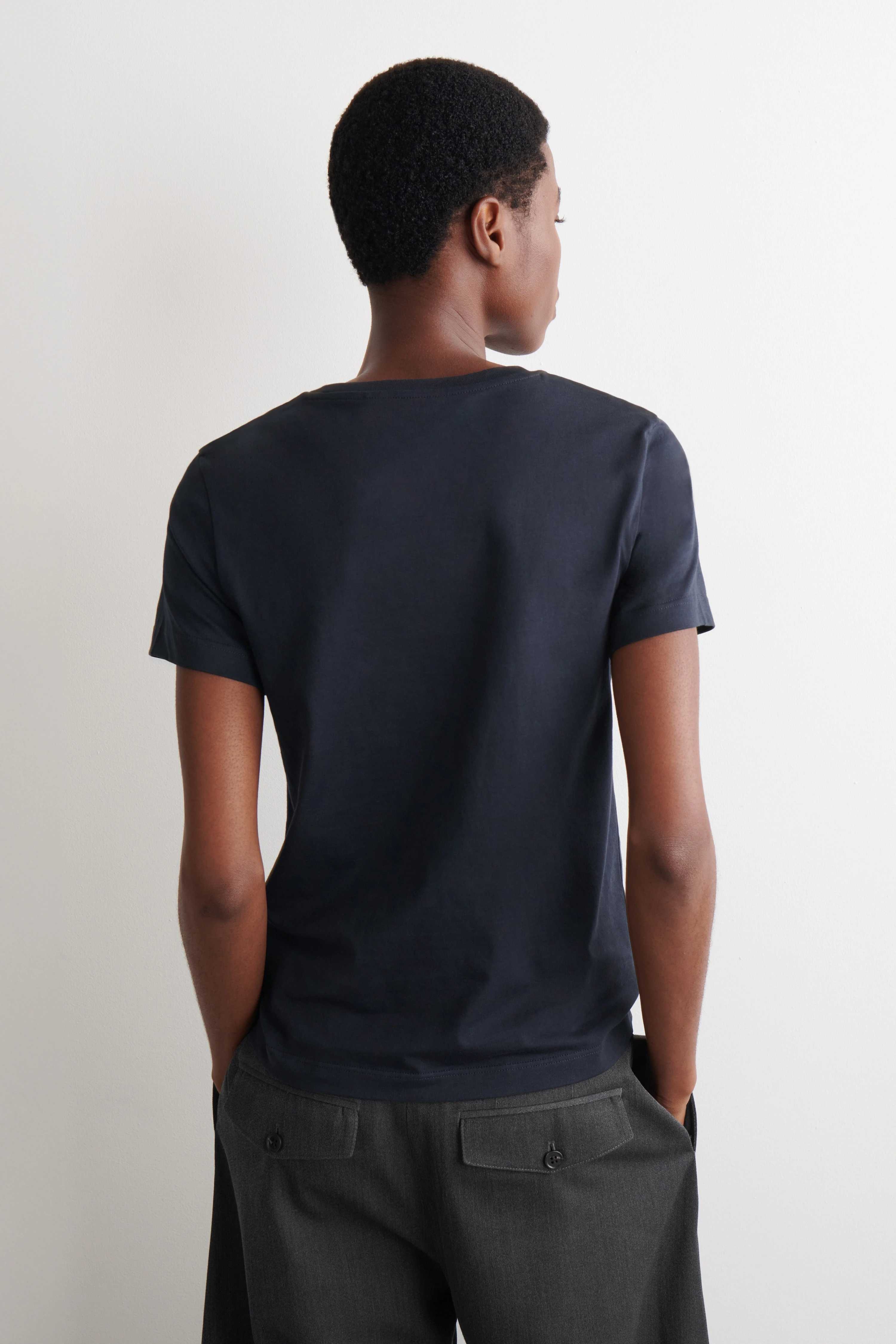 COTTON CREW-NECK T-SHIRT