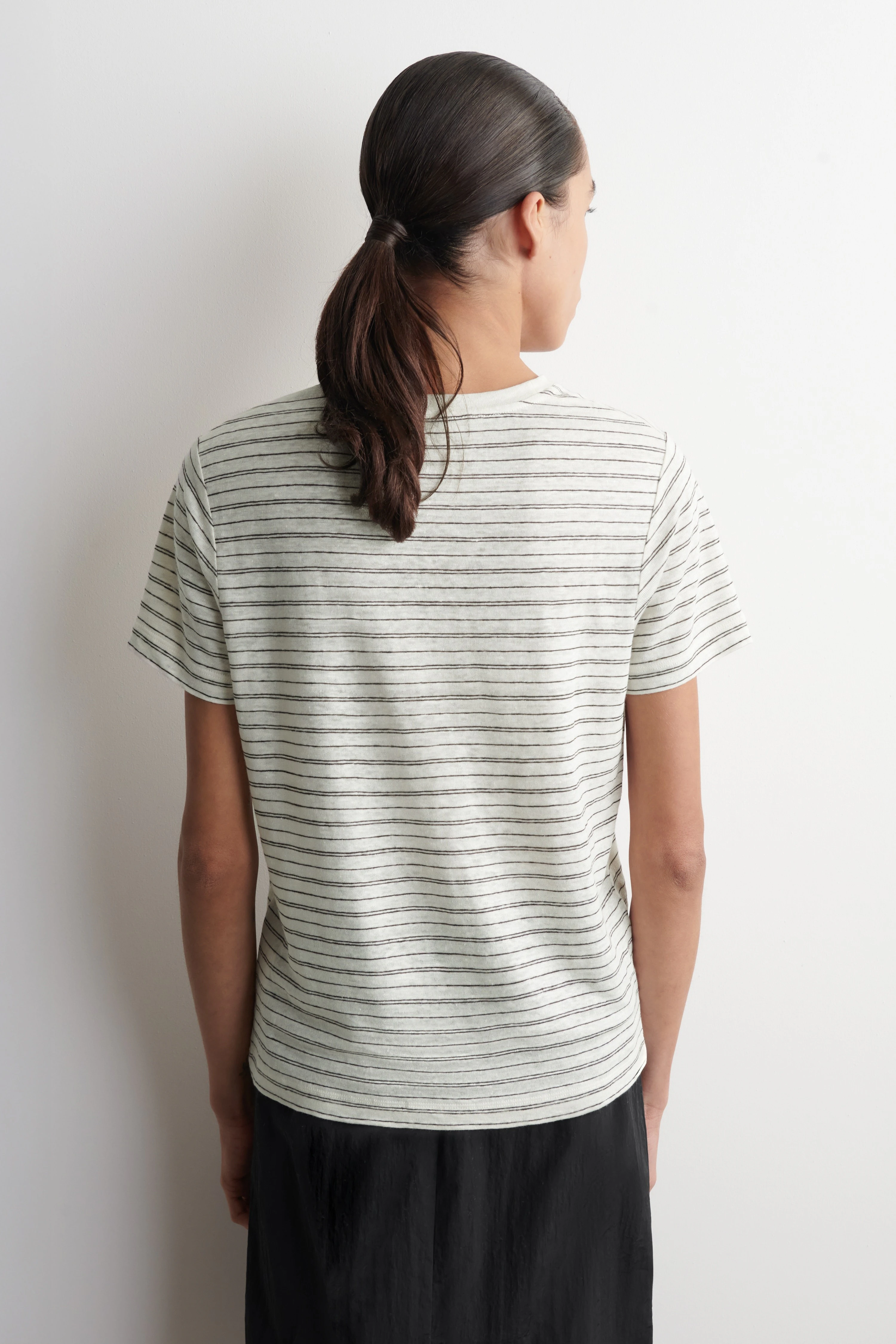 CREW-NECK LINEN T-SHIRT - 2