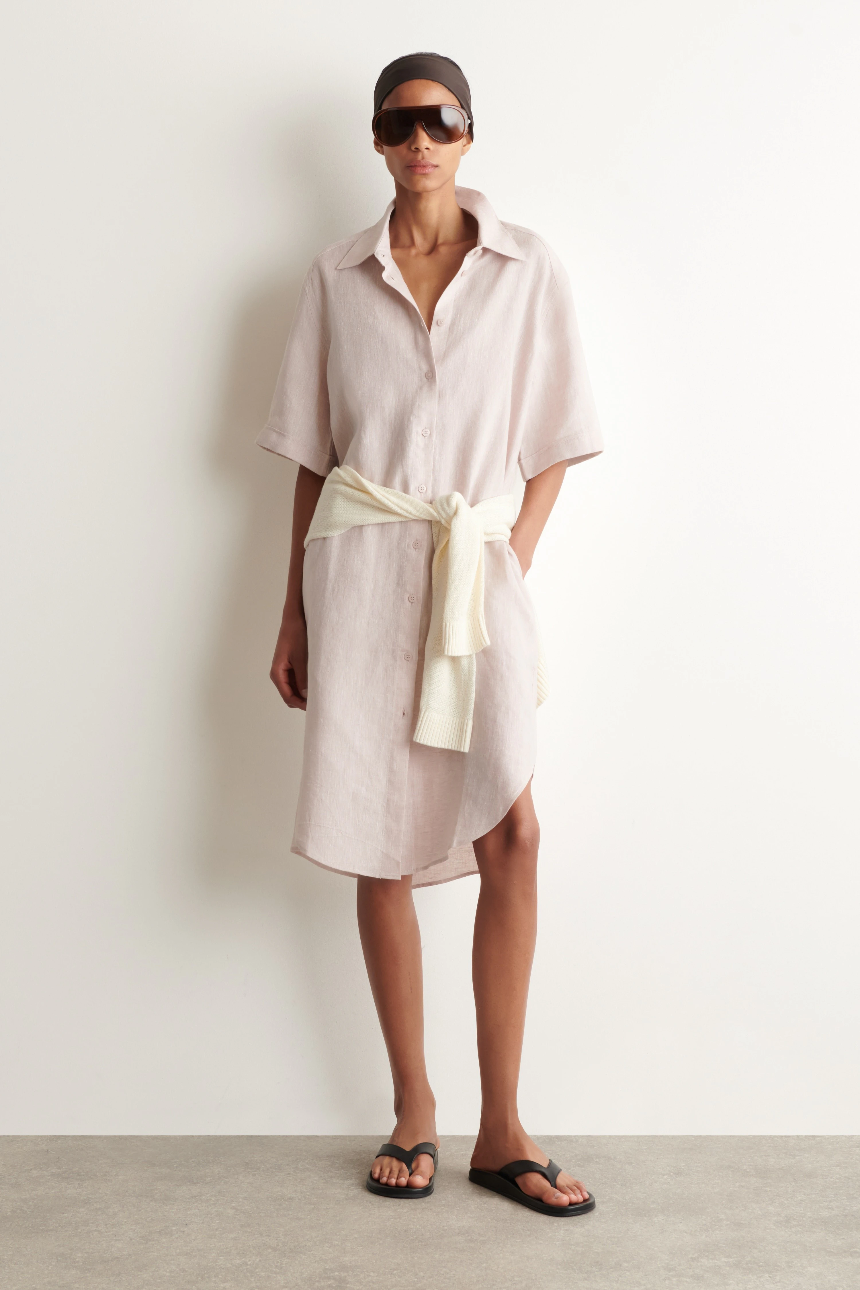 SHORT-SLEEVED LINEN SHIRT DRESS