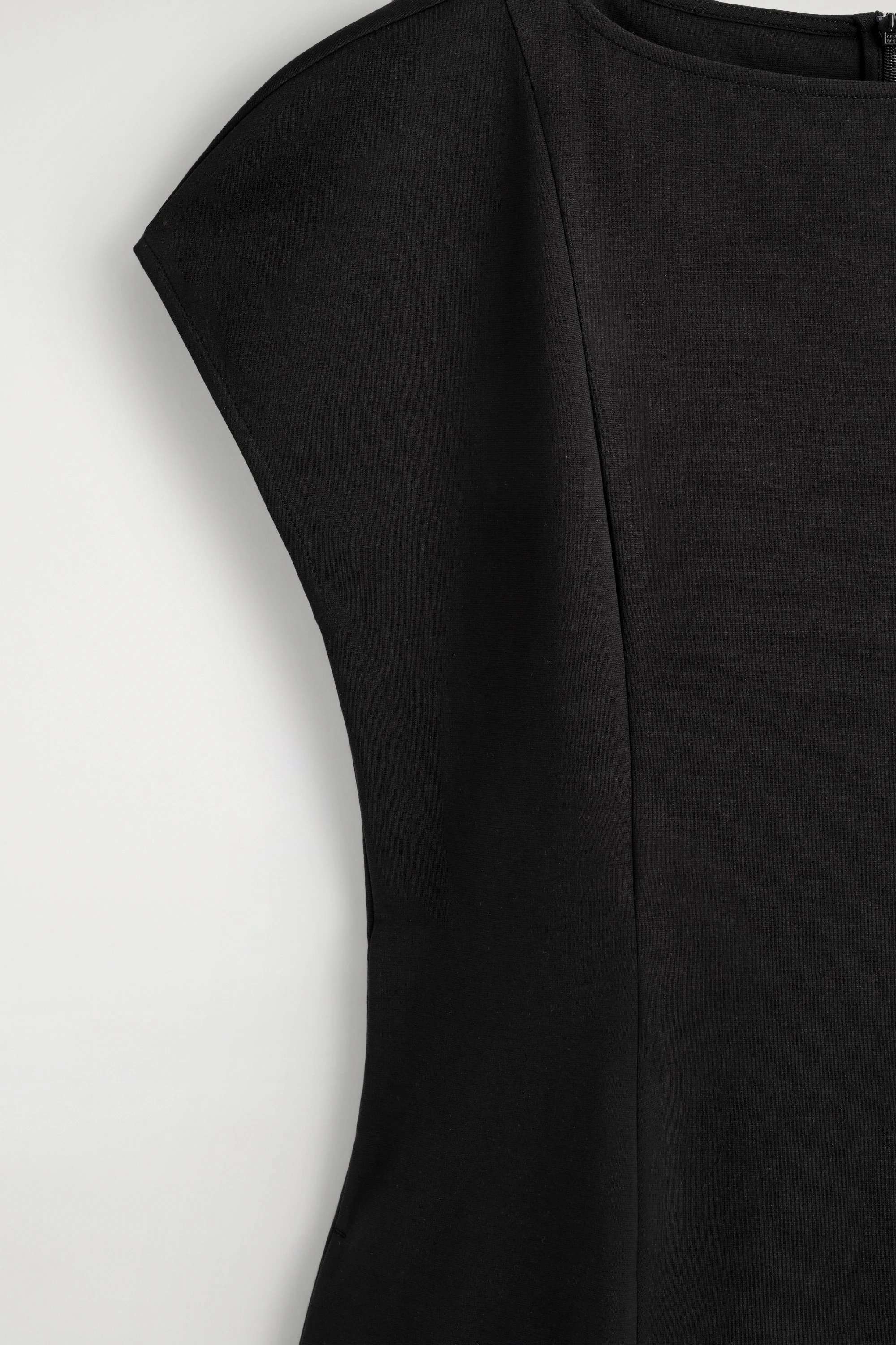 SCULPTURAL JERSEY MIDI DRESS - 6
