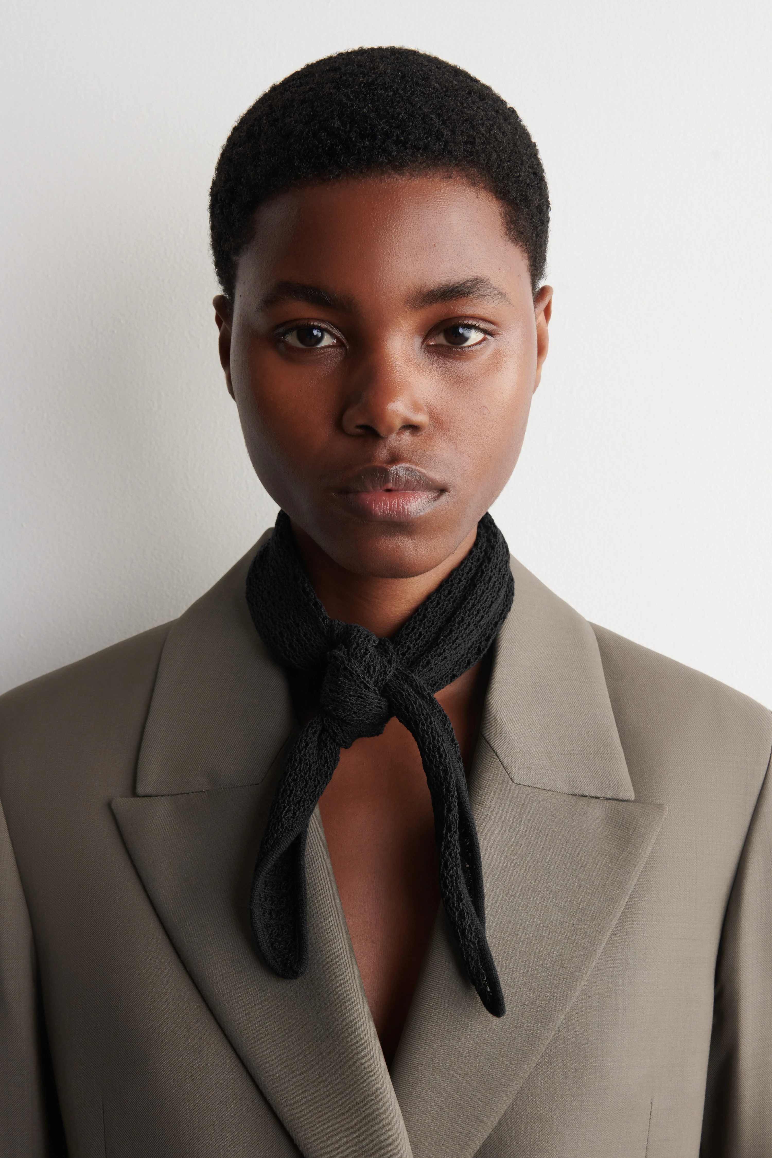 OPEN-KNIT TRIANGLE SCARF
