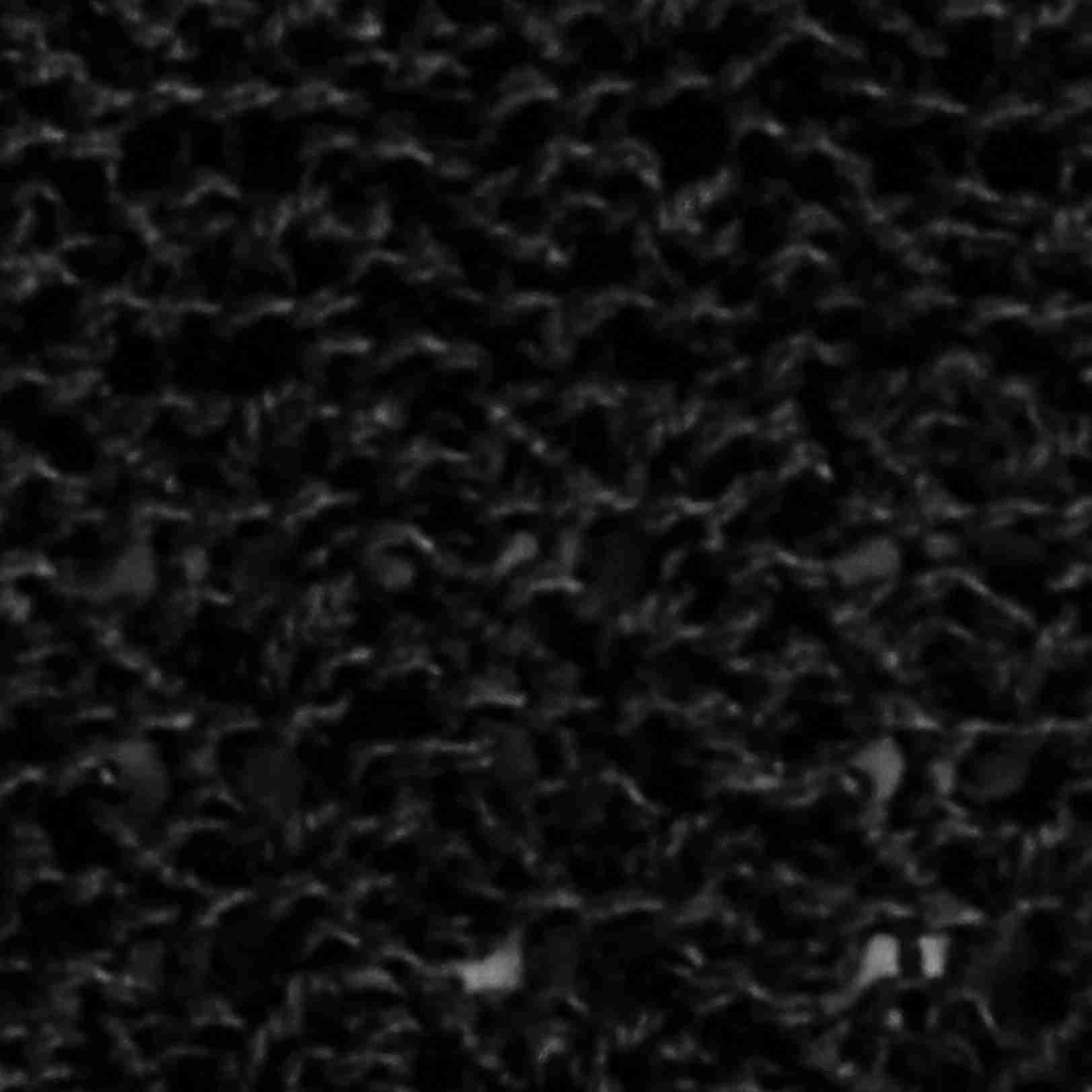 OPEN-KNIT TRIANGLE SCARF - 5
