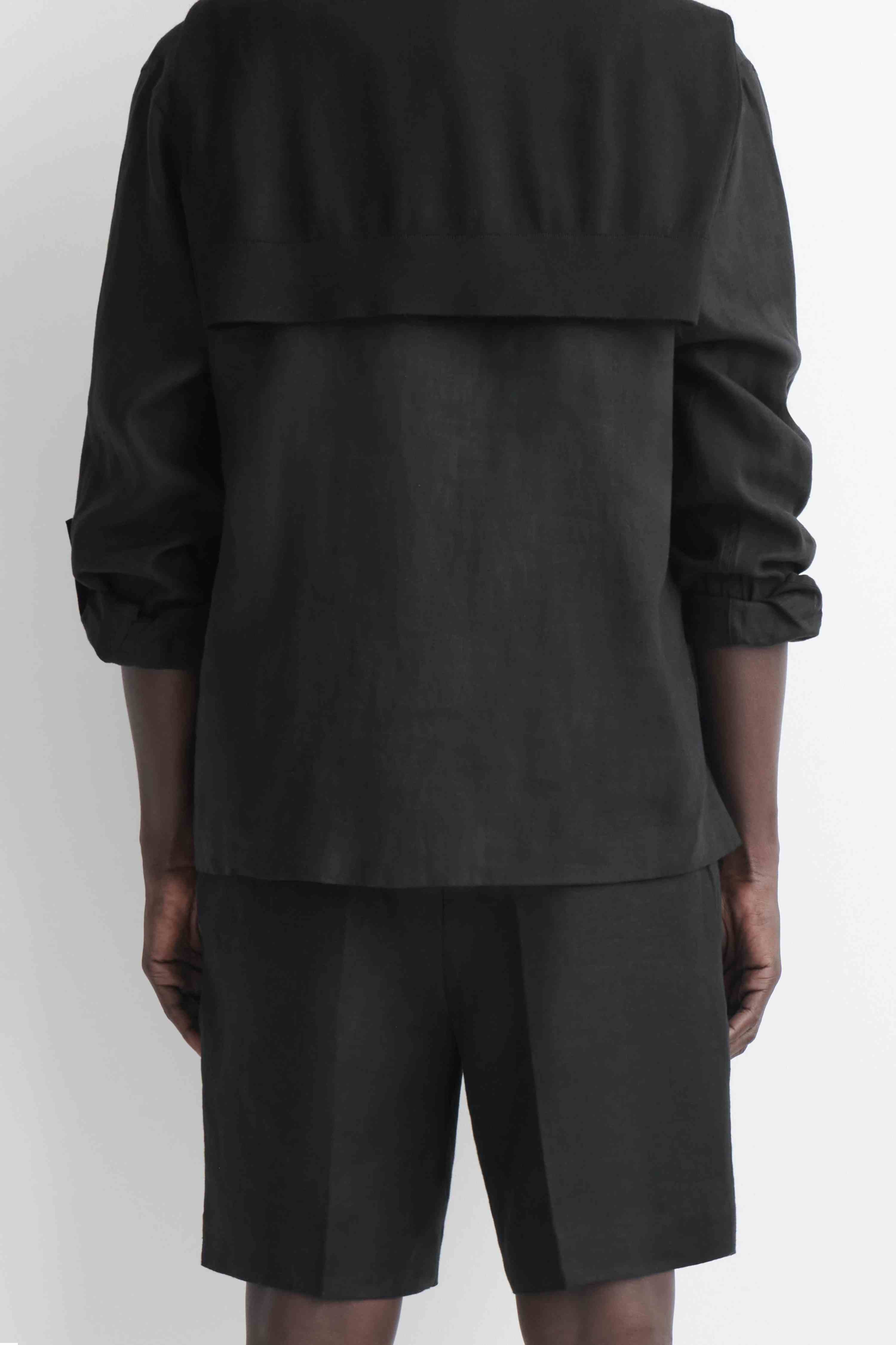 TAILORED LINEN SHORTS
