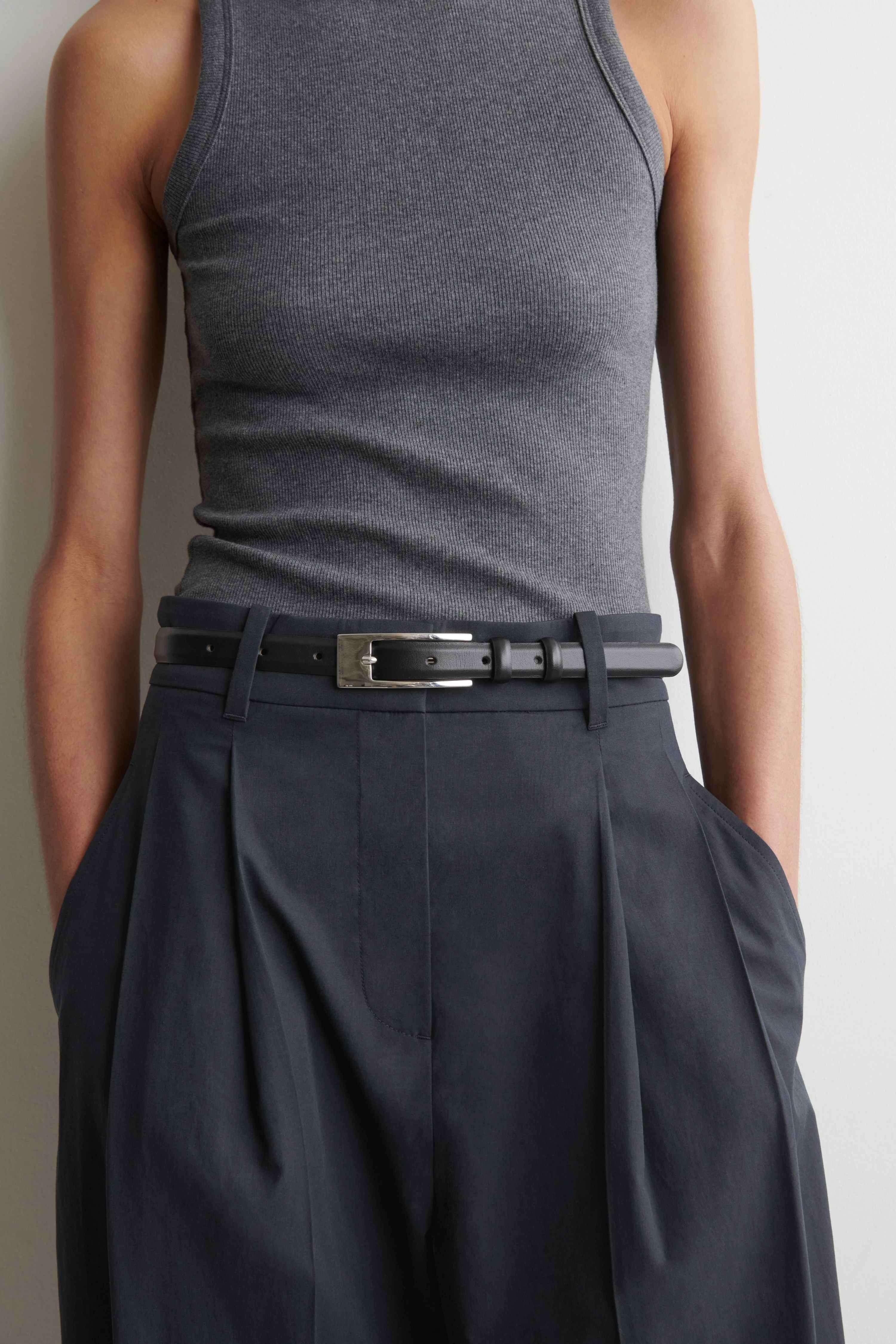 TAILORED COTTON BARREL-LEG TROUSERS - 3