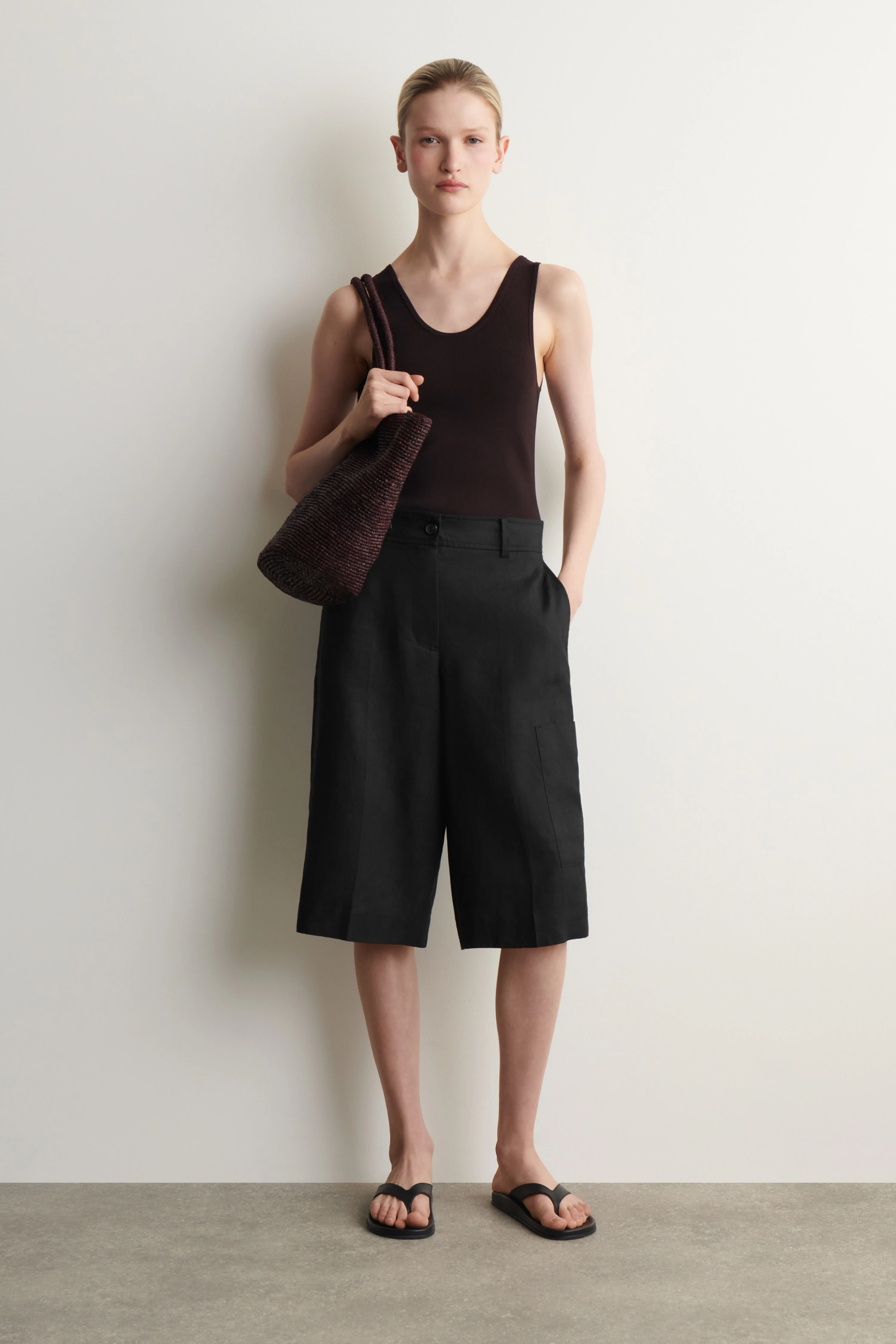 LINEN UTILITY BERMUDA SHORTS - 1