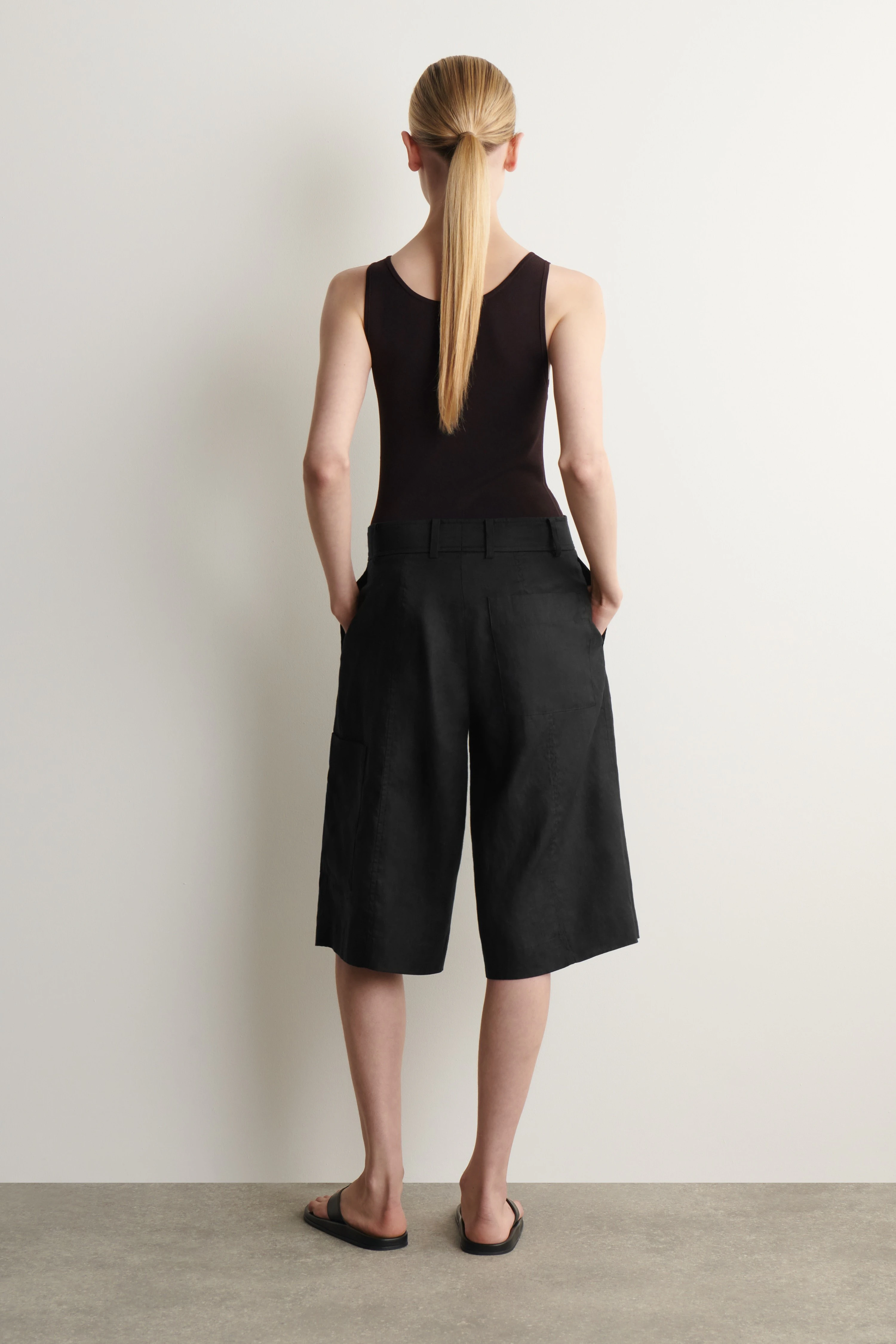 LINEN UTILITY BERMUDA SHORTS - 2