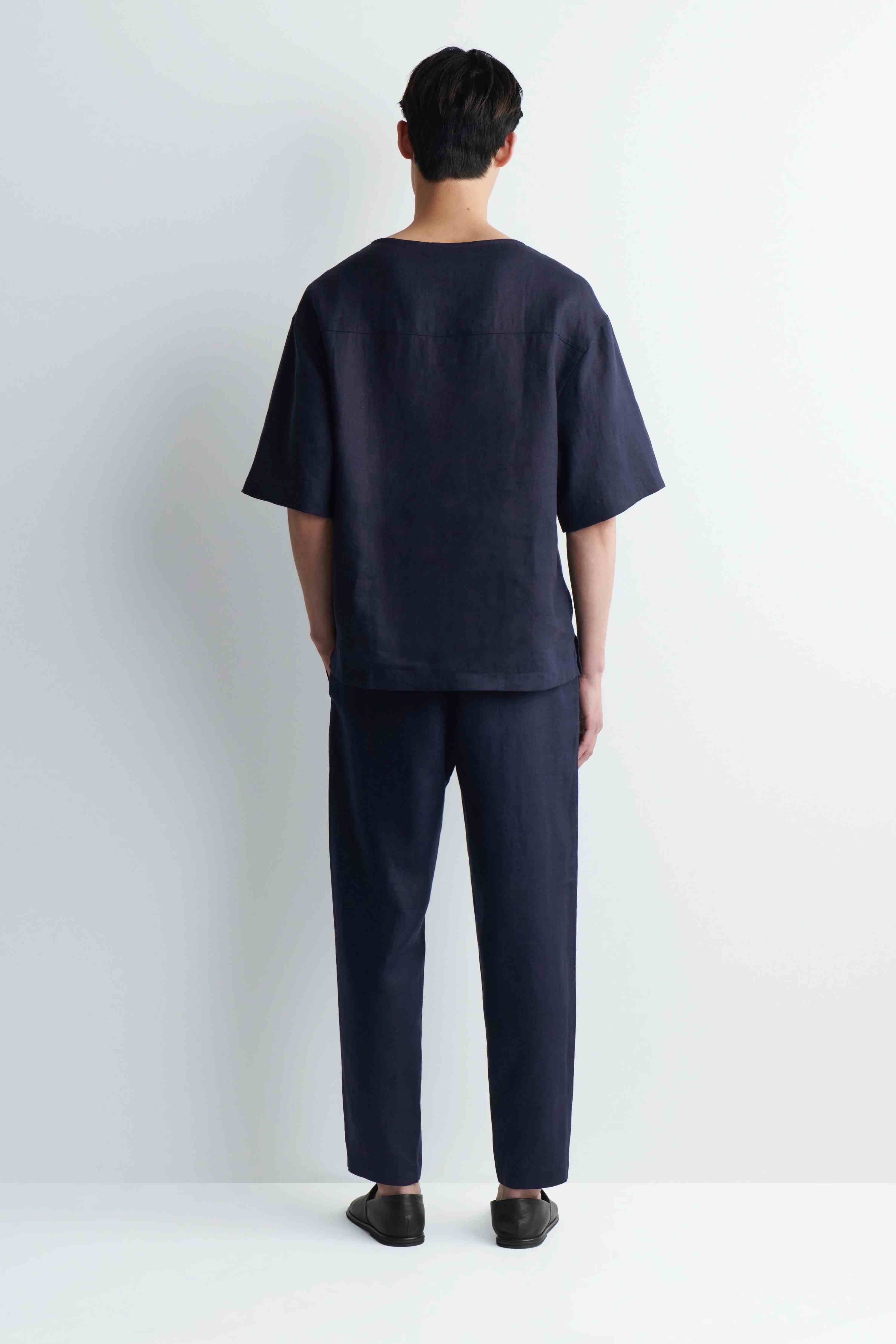 ELASTICATED LINEN REGULAR-FIT TAPERED TROUSERS - 2