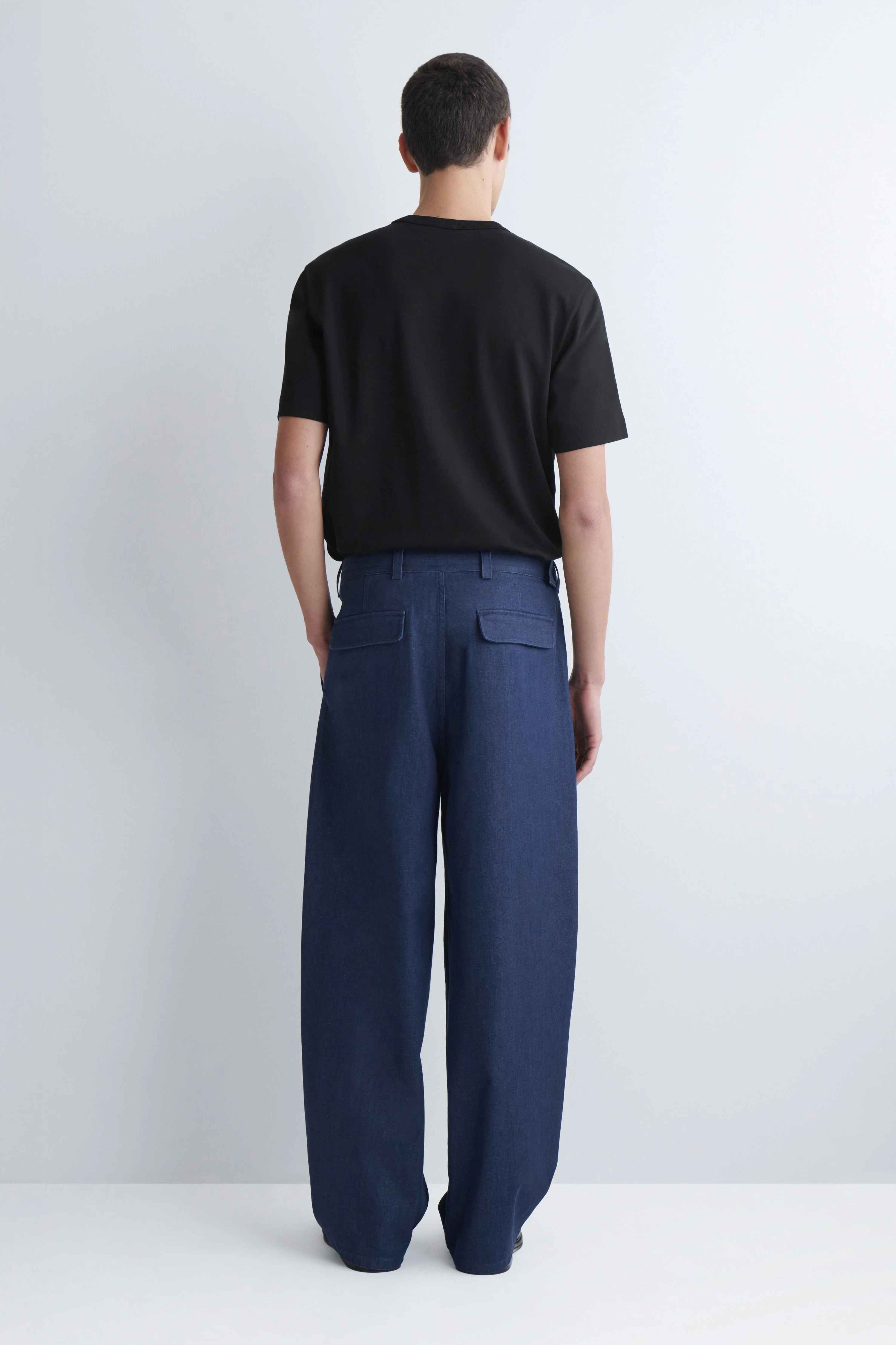 BELTED DENIM RELAXED-FIT BARREL-LEG TROUSERS