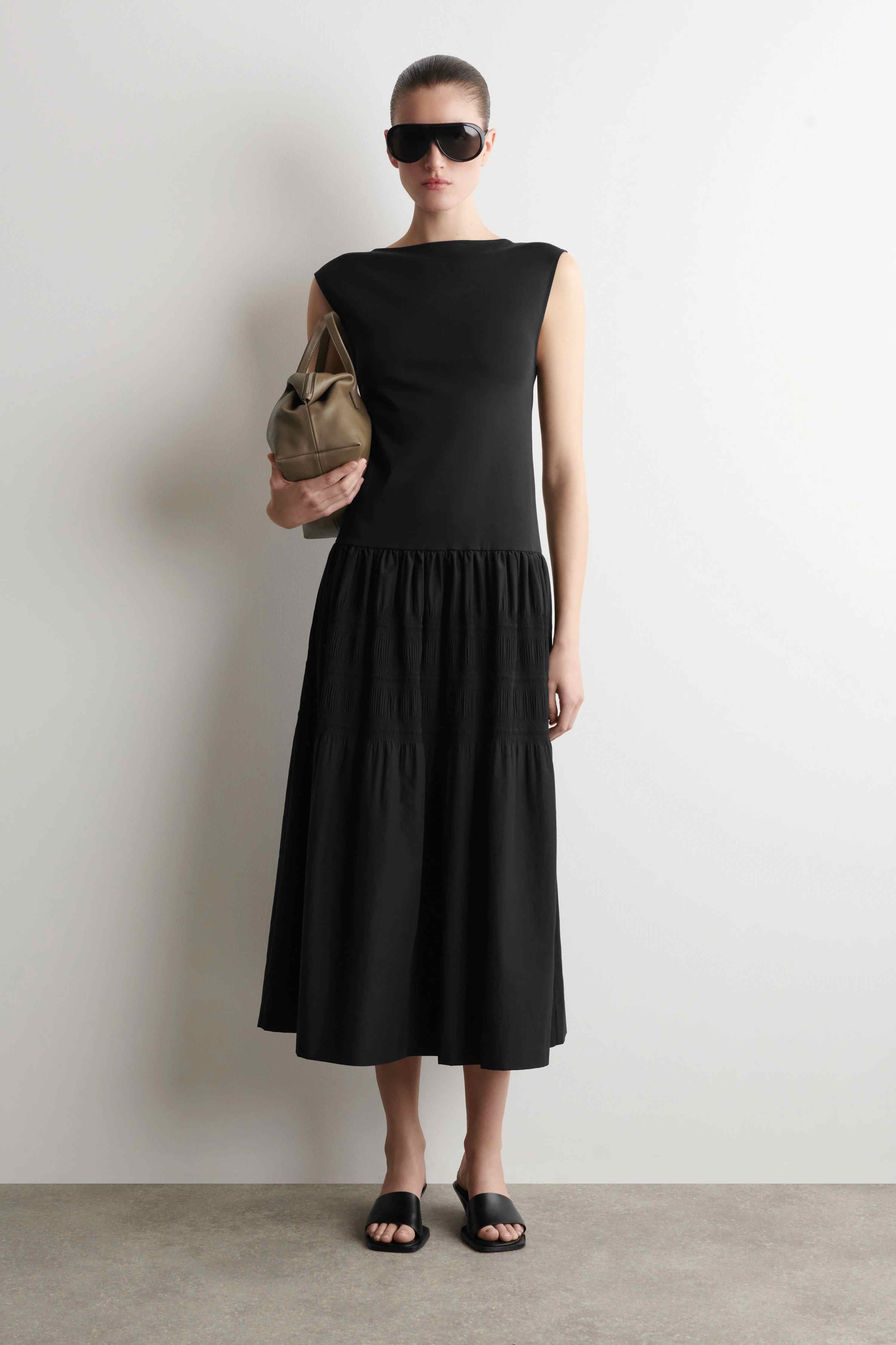TIERED GATHERED MIDI DRESS