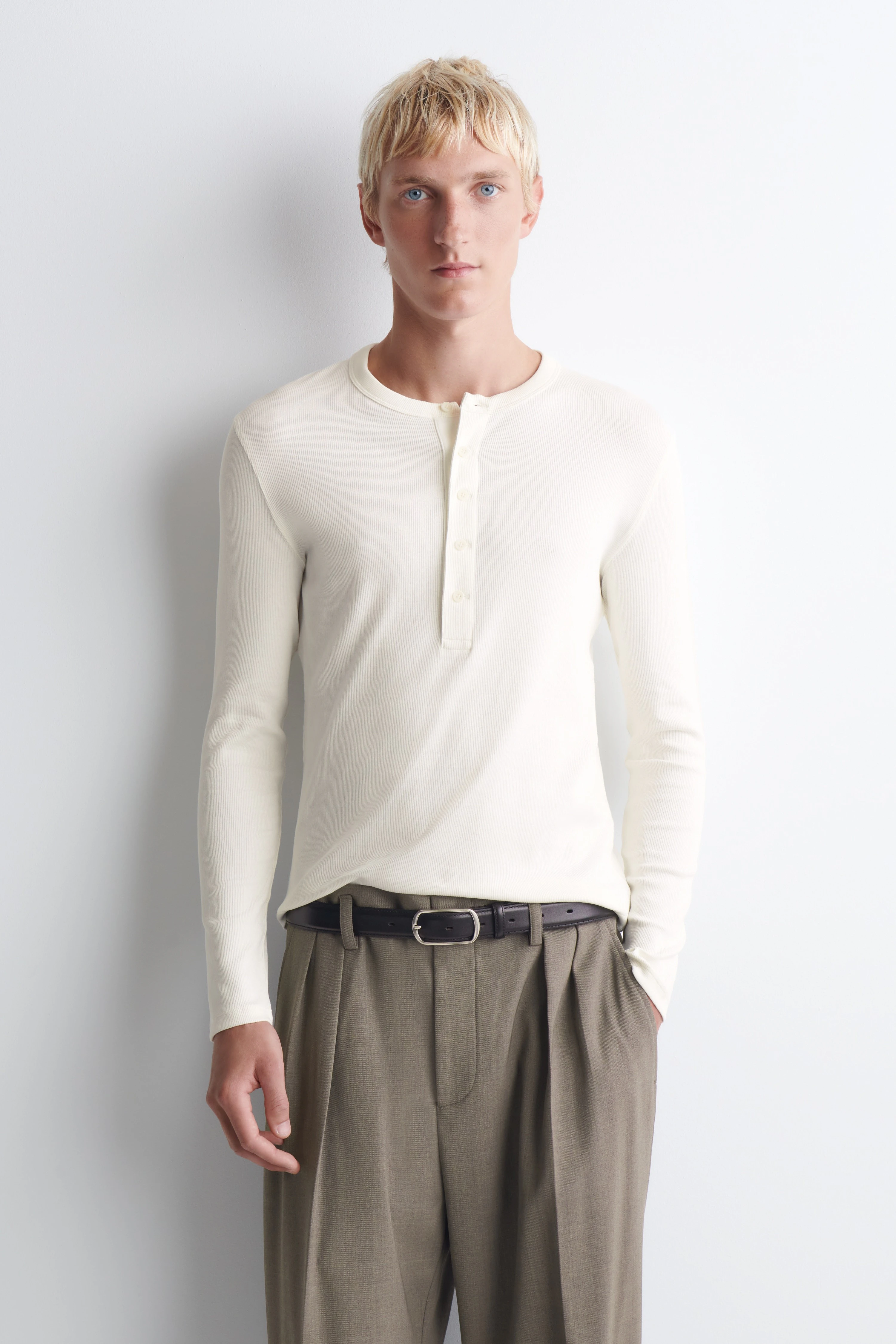 SLIM RIBBED COTTON LONG-SLEEVED HENLEY T-SHIRT - 1