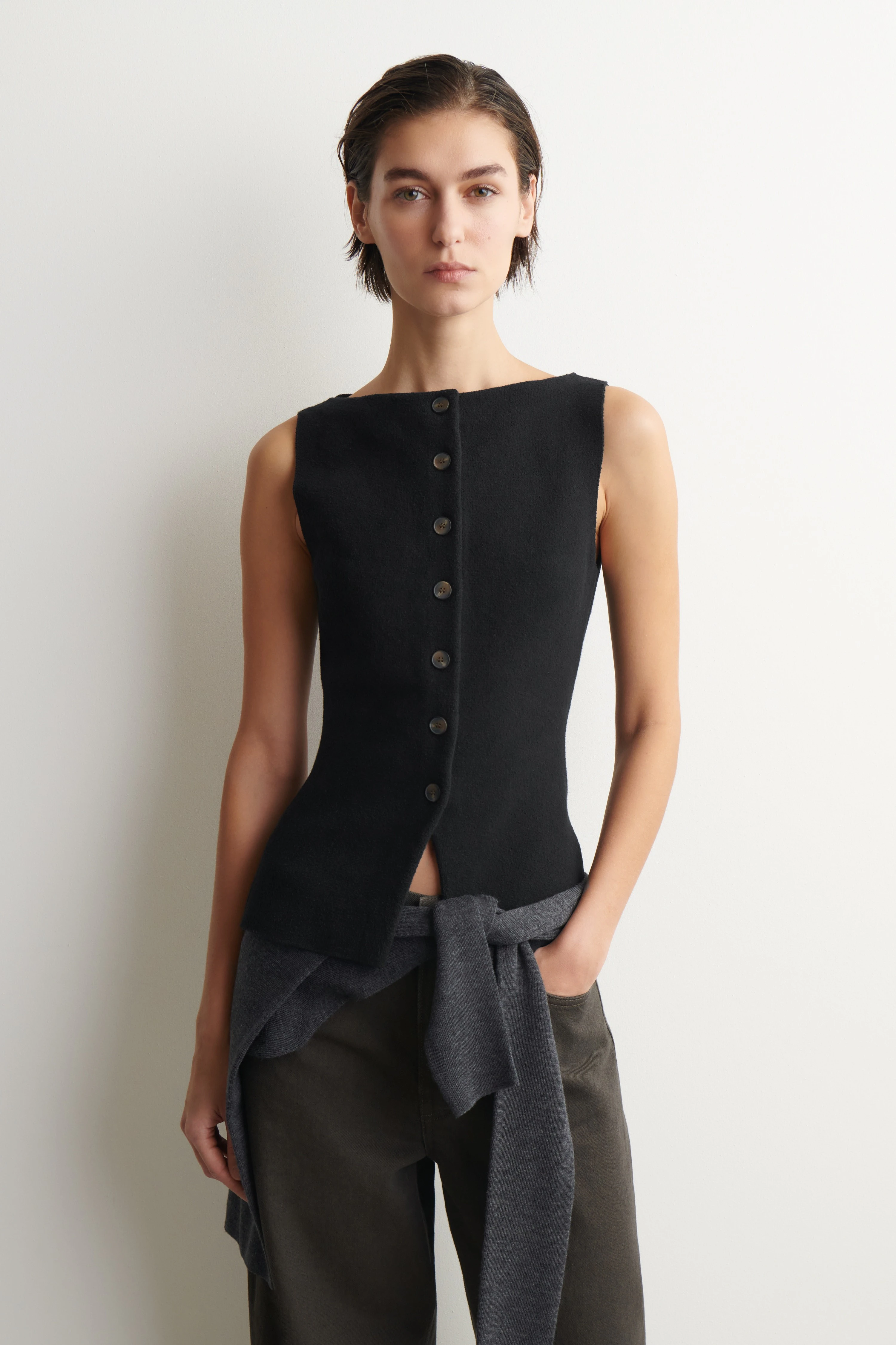 COTTON-BLEND CREPE WAISTCOAT - 1