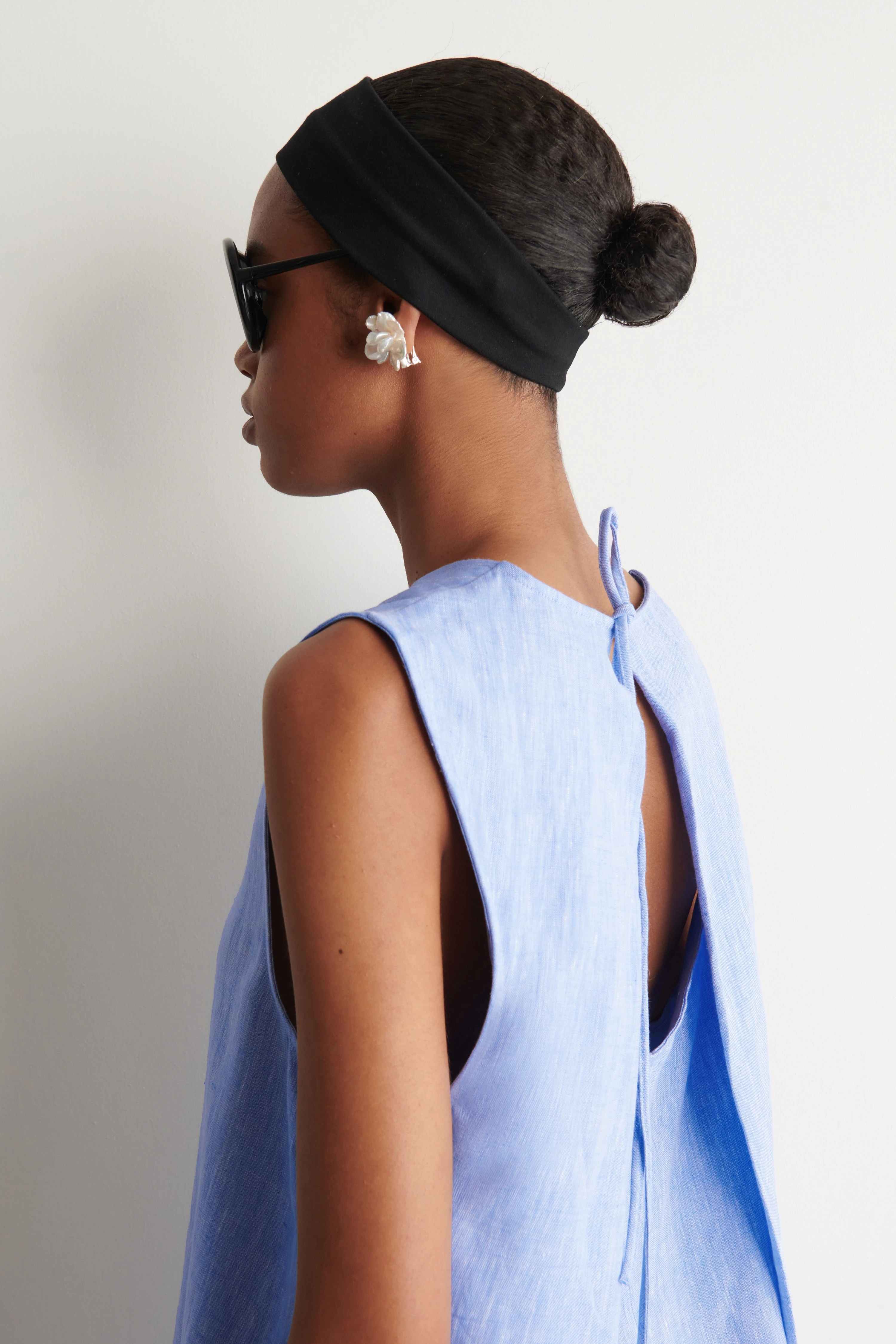 V-NECK OPEN-BACK LINEN MINI DRESS - 4