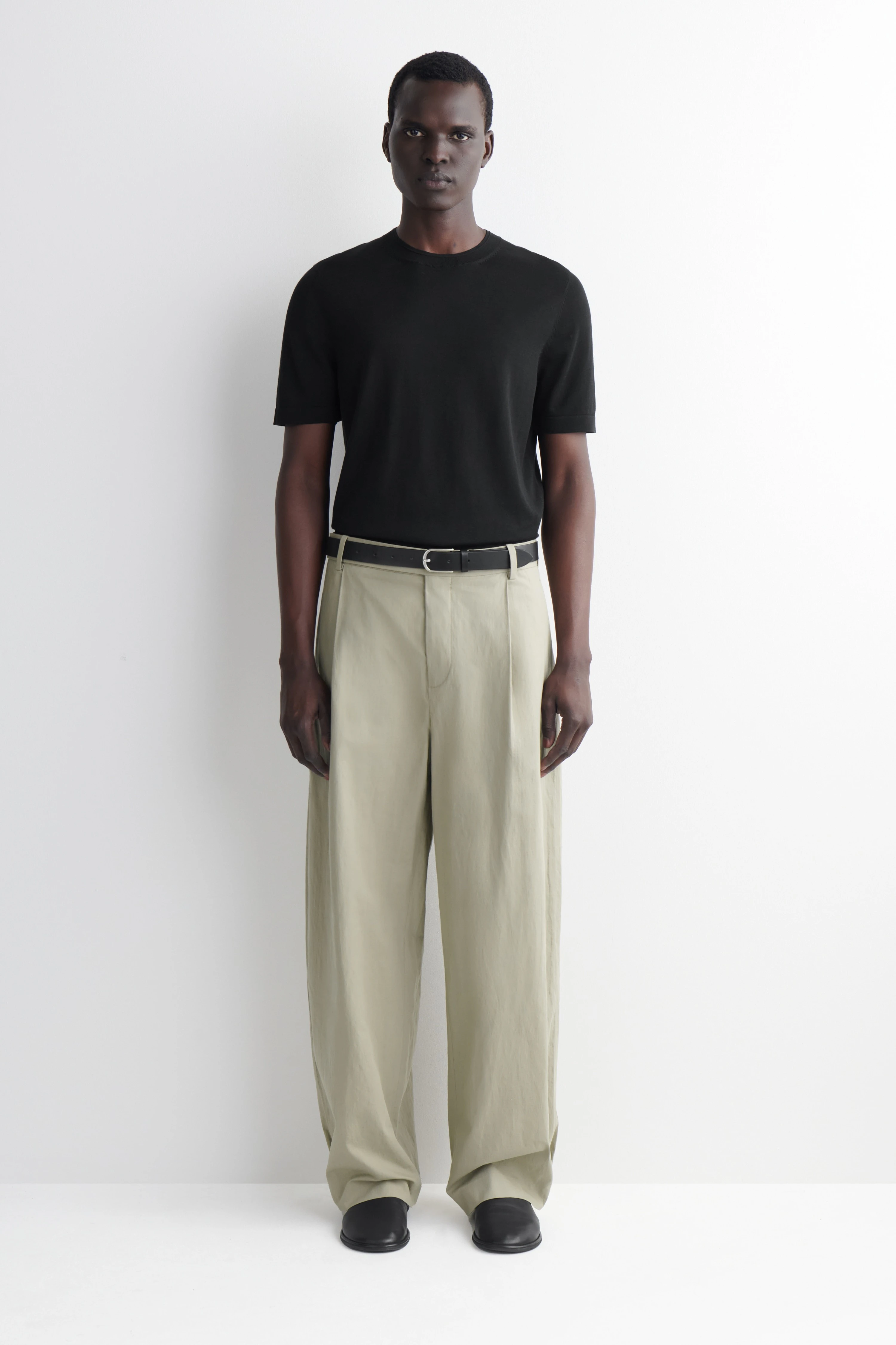 COTTON-LINEN RELAXED-FIT BARREL-LEG TROUSERS