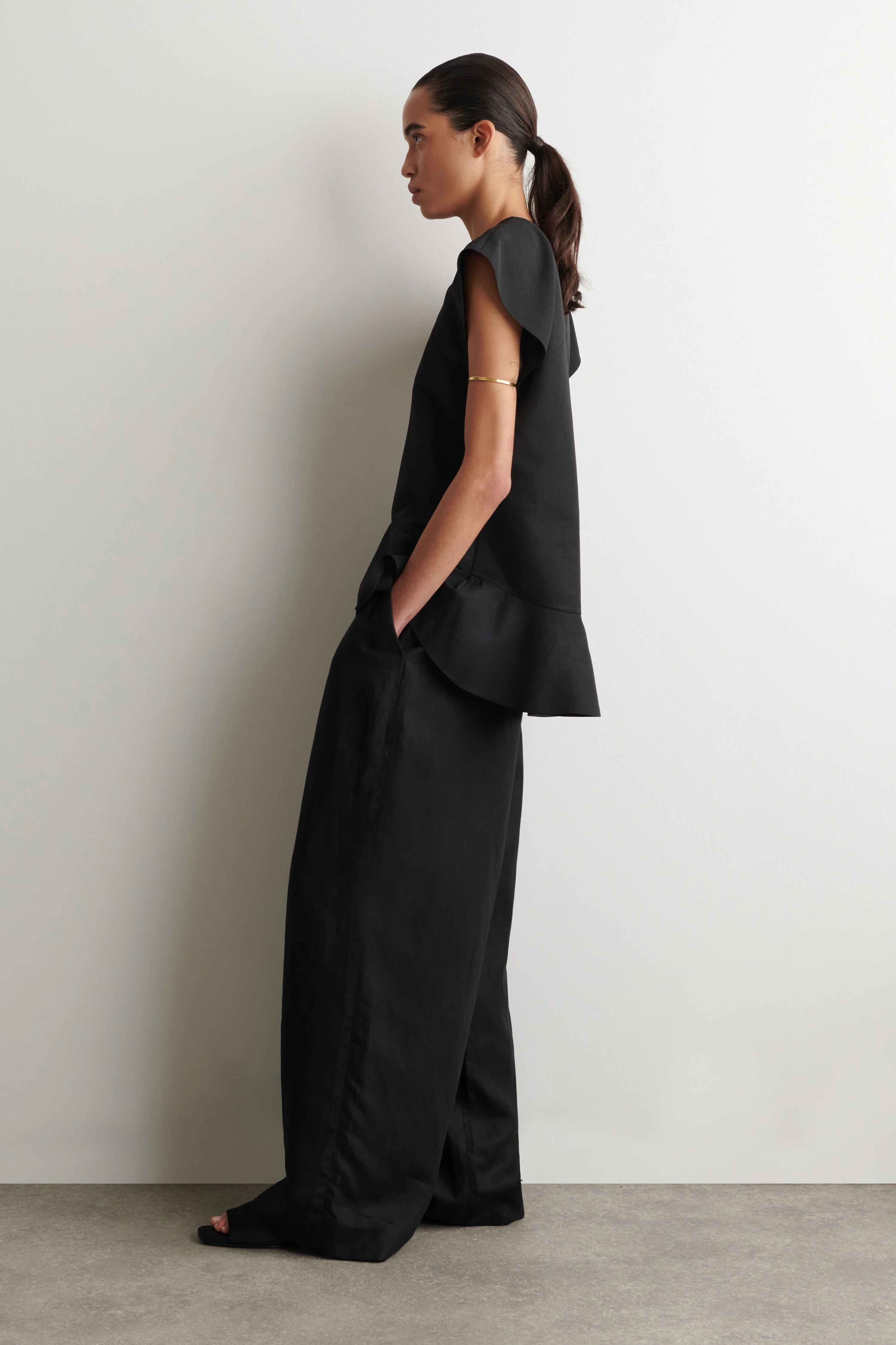 FLARED CAP-SLEEVE TOP - 4