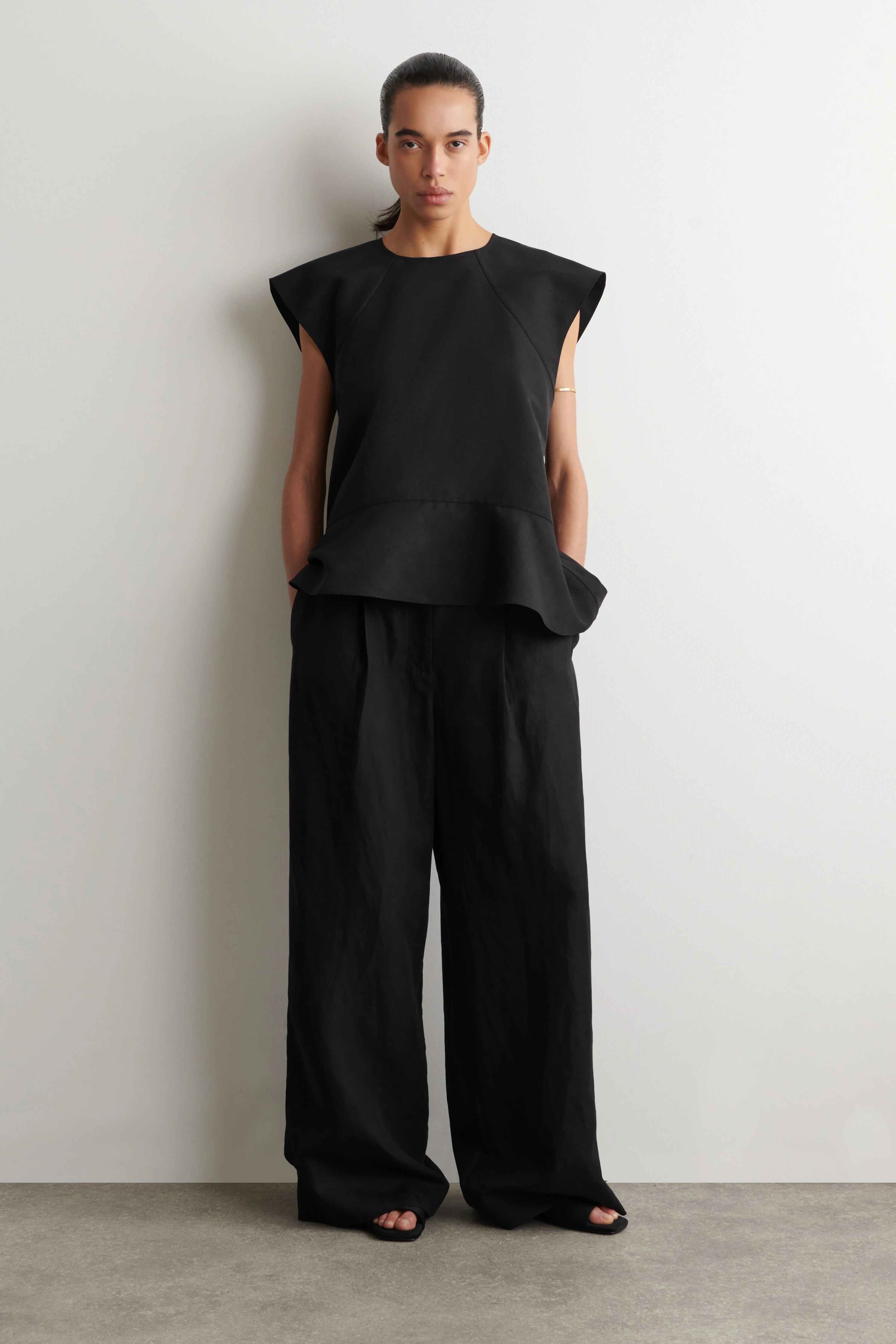 FLARED CAP-SLEEVE TOP - 5