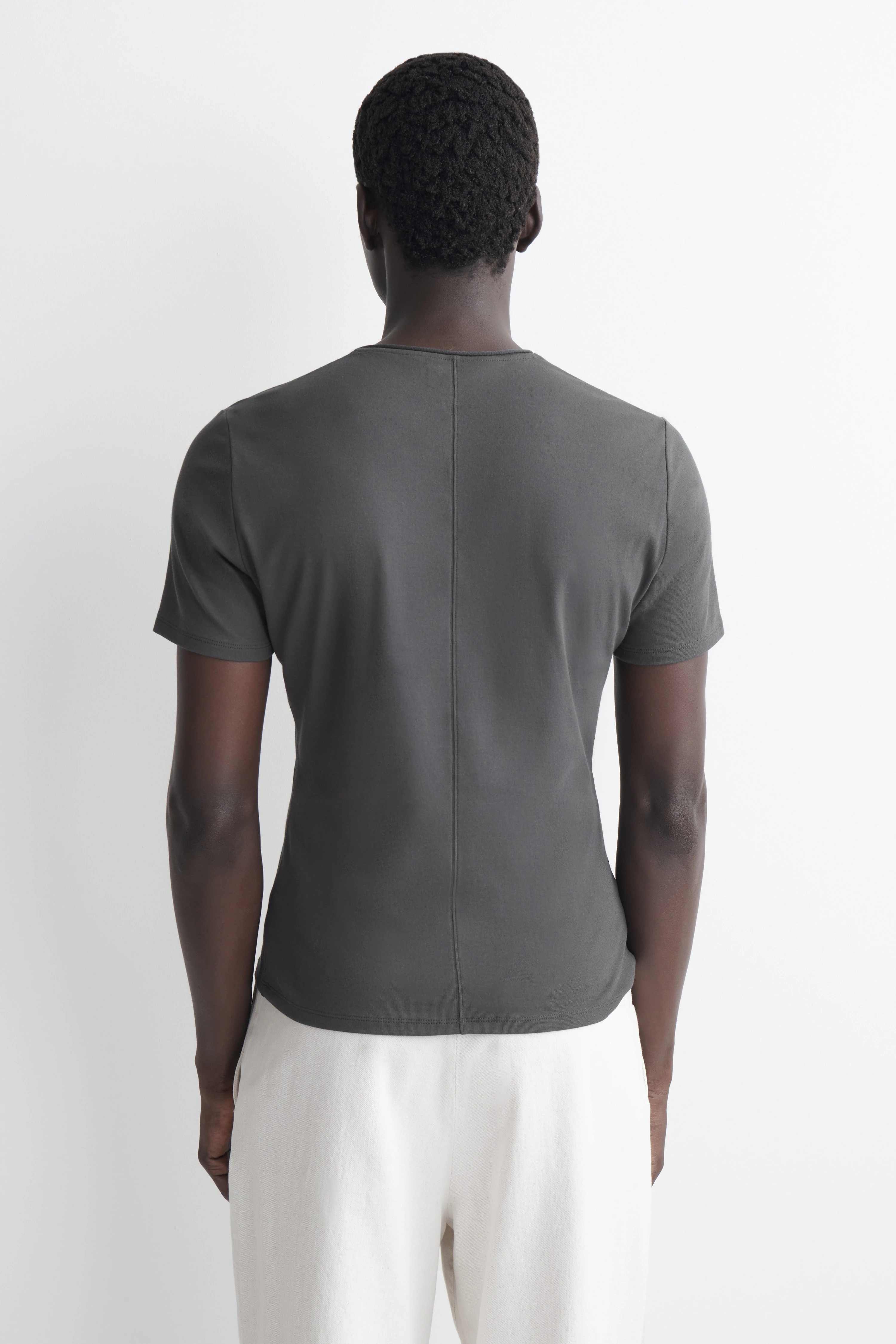 SLIM-FIT COTTON CREPE LIGHTWEIGHT T-SHIRT - 2